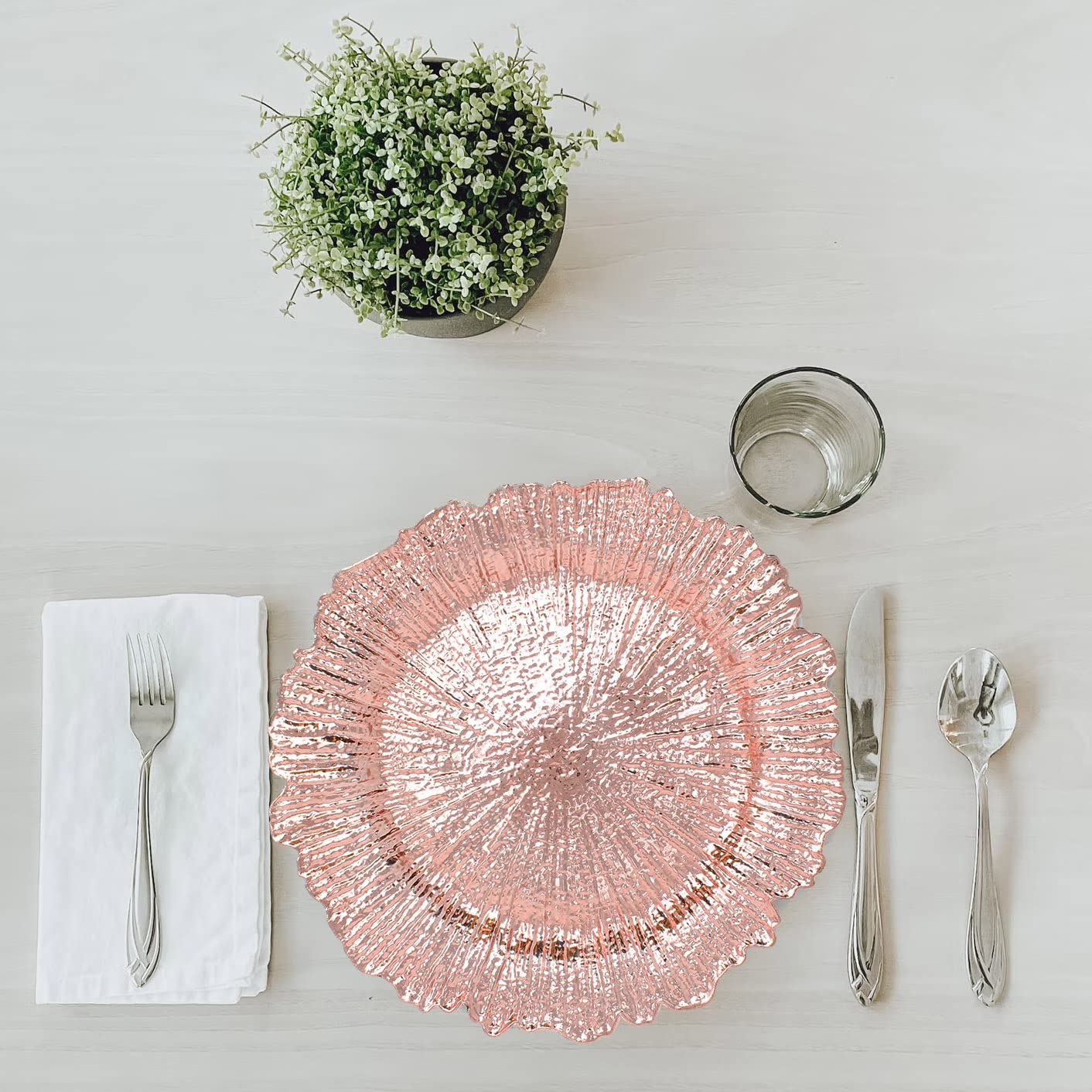 Premium Plastic Reef Charger Plates Set of 6 - Elegant Rose Gold Glossy Finish - Durable & Reusable for Weddings, Parties & Formal Dining Events