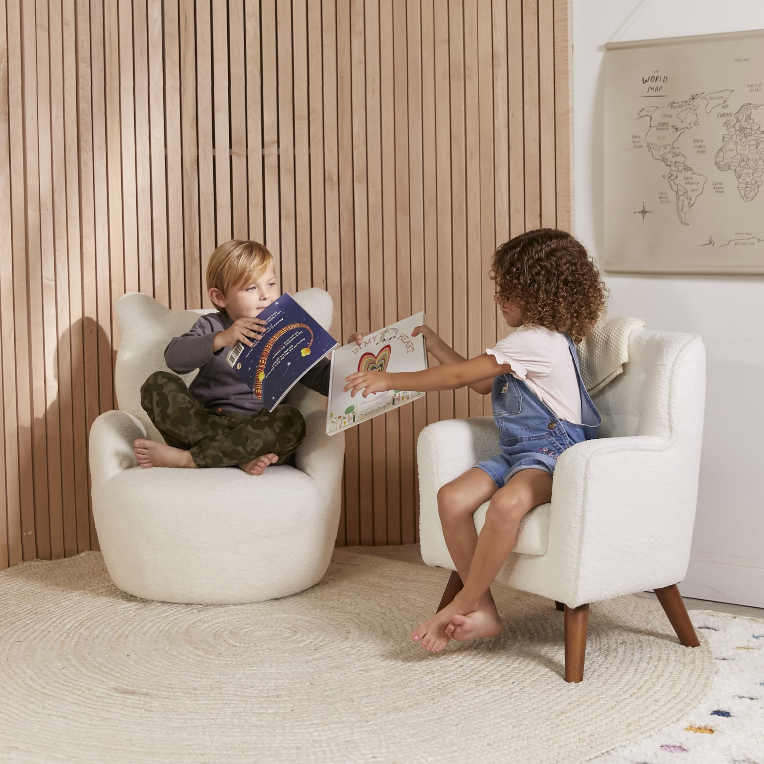 ECR4Kids Soft Teddy Bear Chair for Kids - Cozy & Durable Children's Furniture in White - Perfect for Playrooms, Bedrooms & Reading Nooks