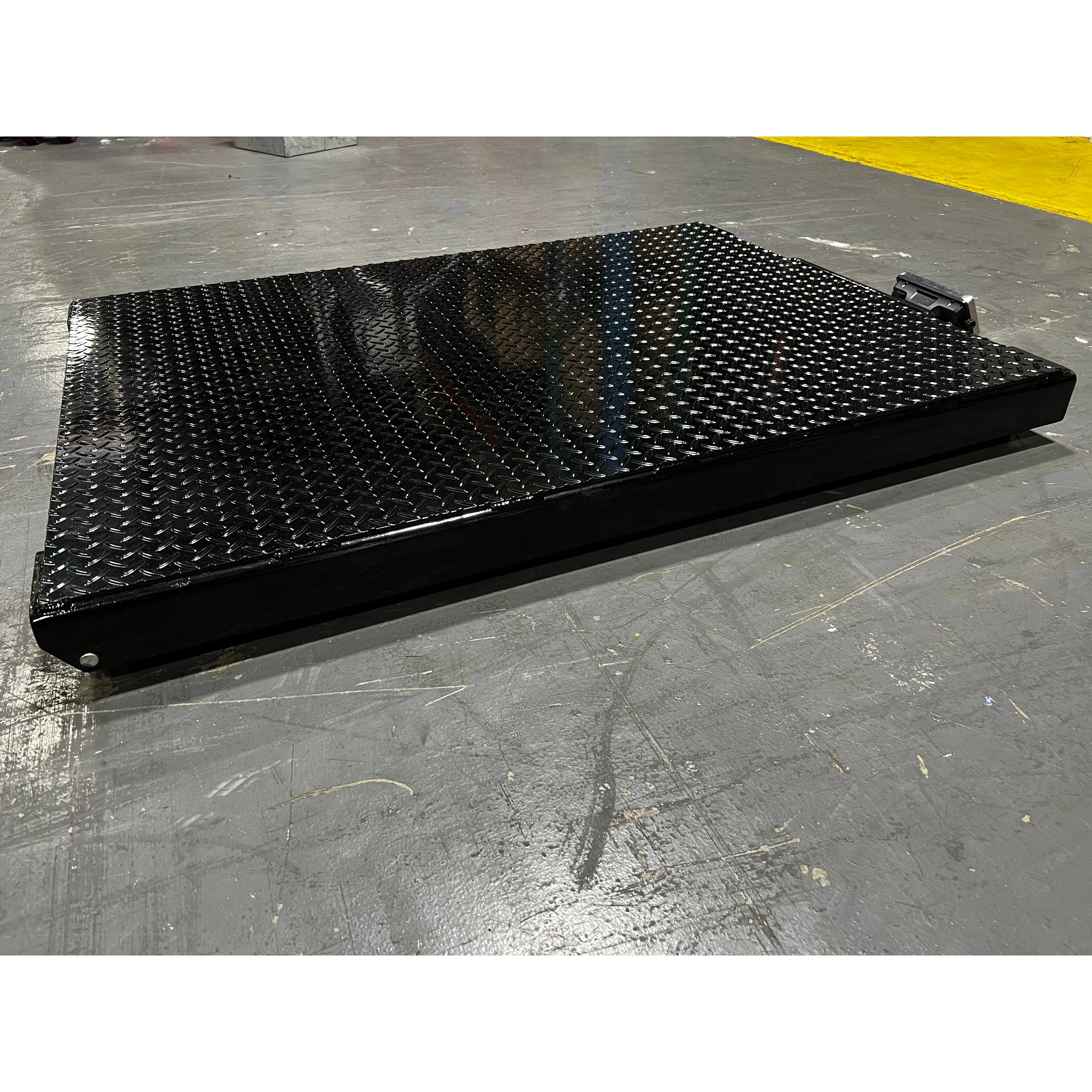3000 lb Heavy Duty Portable Platform Scale - SL 933 UP 3k Digital Pallet Scale for Warehouse, Shipping & Industrial Use | Accurate Weighing Solution for Logistics, Manufacturing & Storage Facilities