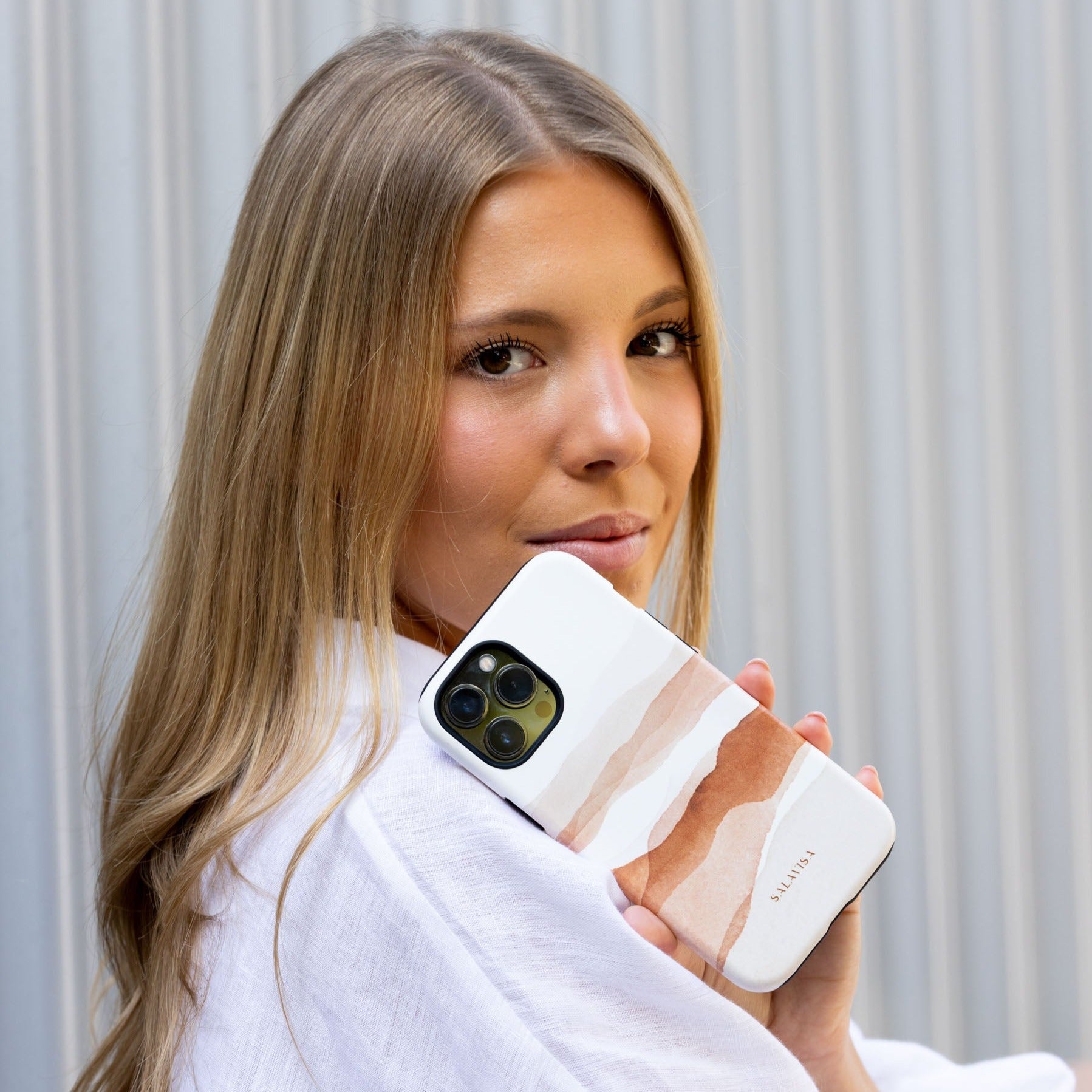 Stylish Desert Watercolor Phone Case - Durable Protective Cover for iPhone & Samsung - Perfect for Travel, Outdoor Adventures & Everyday Use