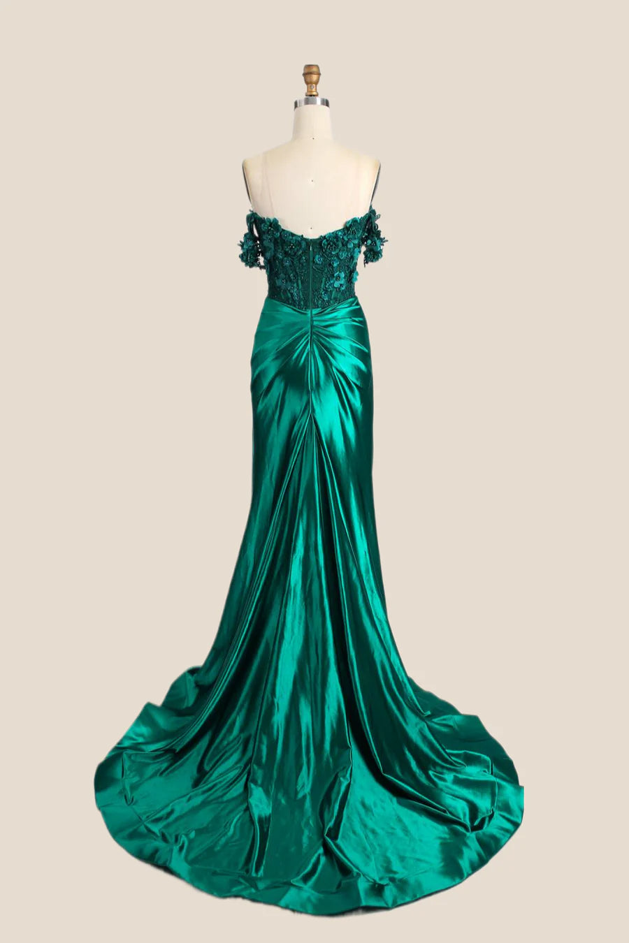Elegant Red Corset Prom Dress - Satin Off-the-Shoulder Mermaid Gown with Appliques for Homecoming, Evening Party & Special Occasions