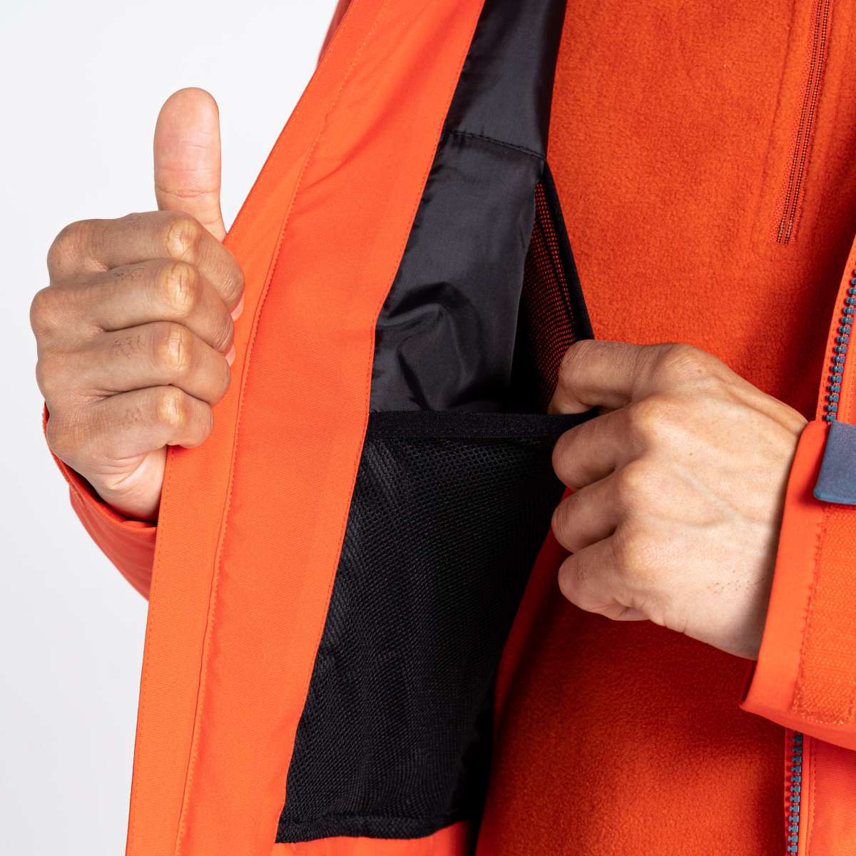 Dare2B Remit Insulated Jacket for Men & Women - Waterproof Winter Coat with Thermal Lining (2022-2023 Edition) - Perfect for Skiing, Snowboarding & Cold Weather Outdoor Activities