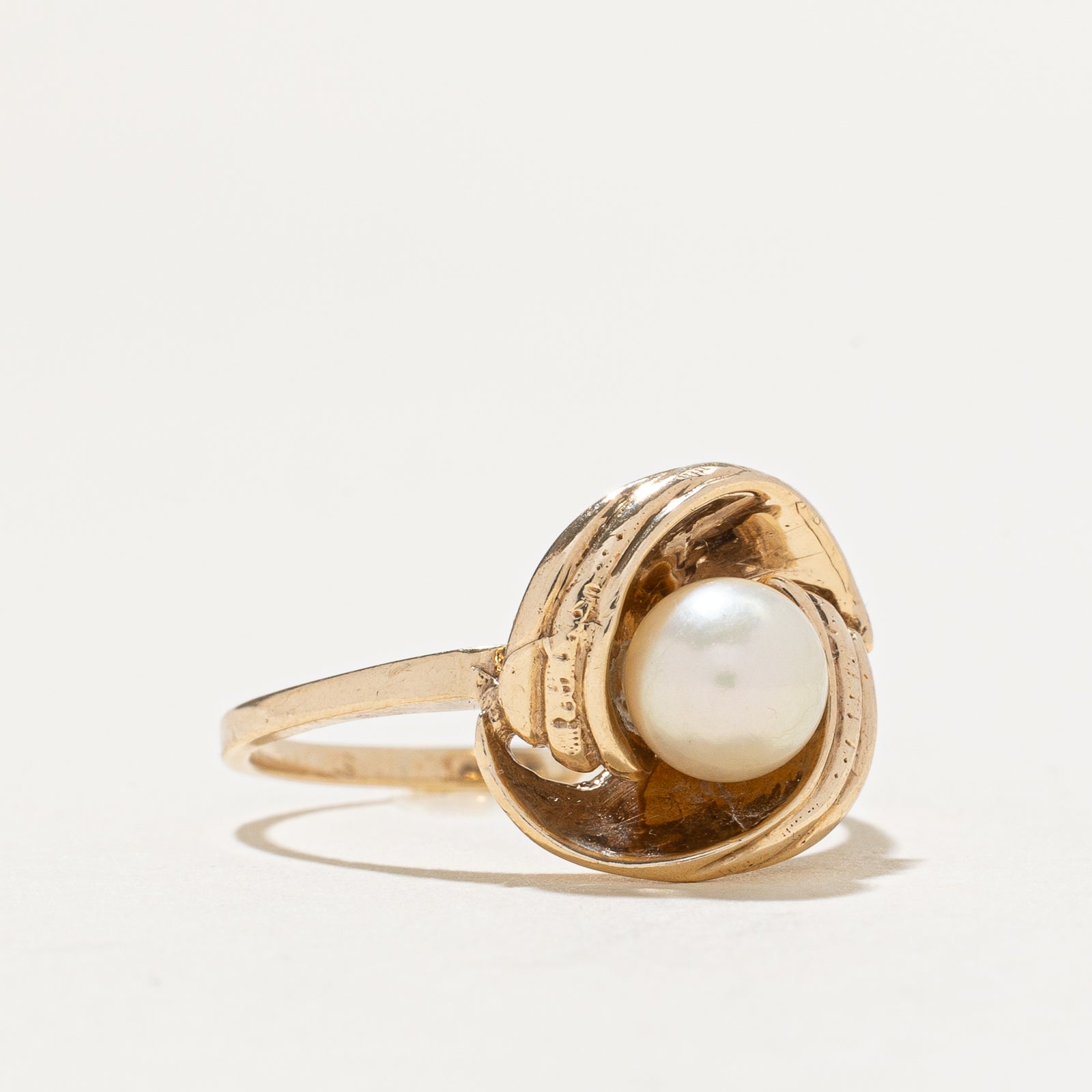 Solitaire Pearl Ring for Women - 8.25 Size, Elegant White Pearl Engagement Wedding Band - Perfect for Proposals, Anniversaries & Special Occasions