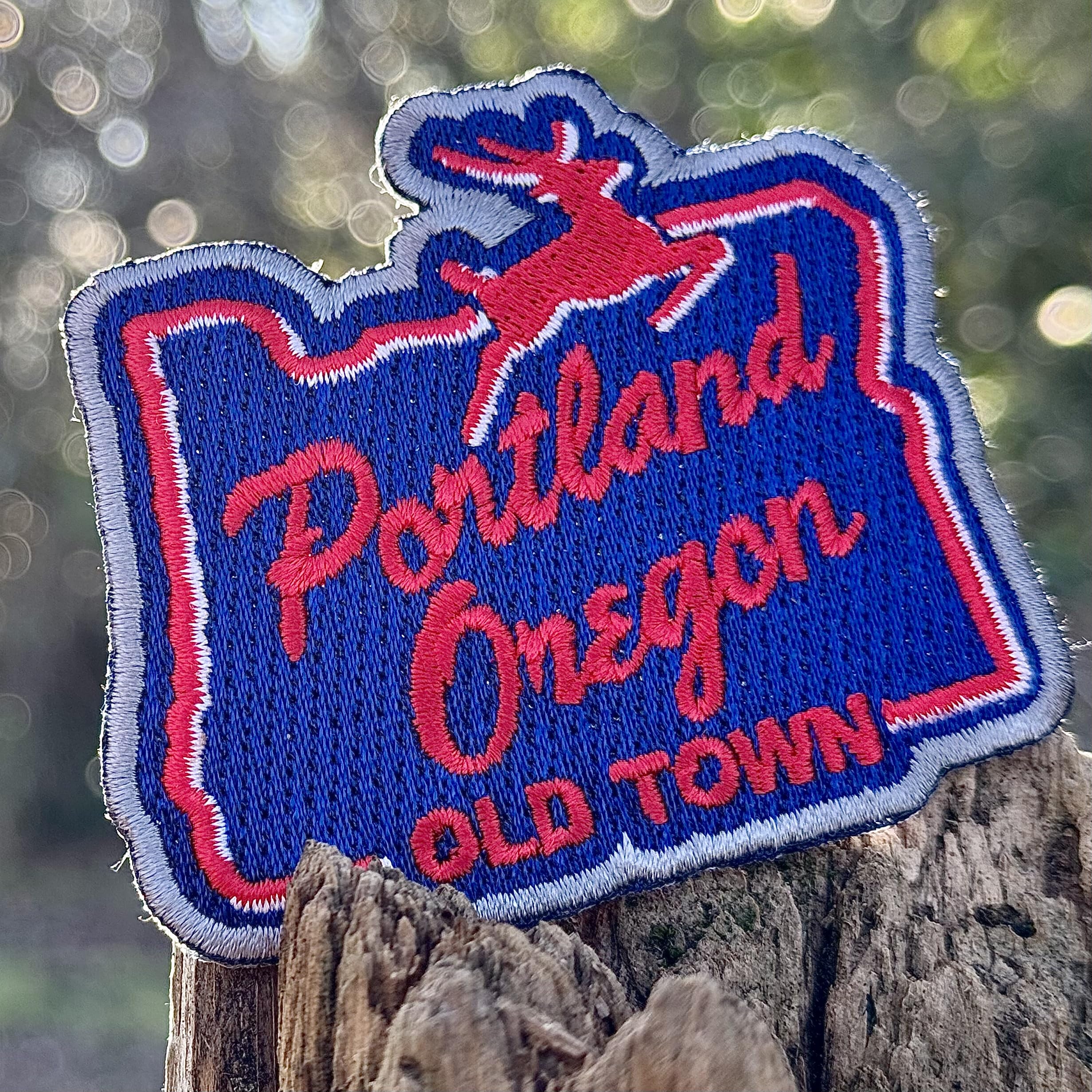 White Stag Sign Portland Oregon Iron-on Embroidered Patch - Vintage Style Emblem for Jackets, Bags & DIY Crafts