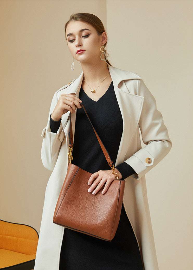Stylish Versatile Leather Bucket Bag for Women - Fashionable Crossbody & Shoulder Bag - Perfect for Work, Travel & Everyday Use