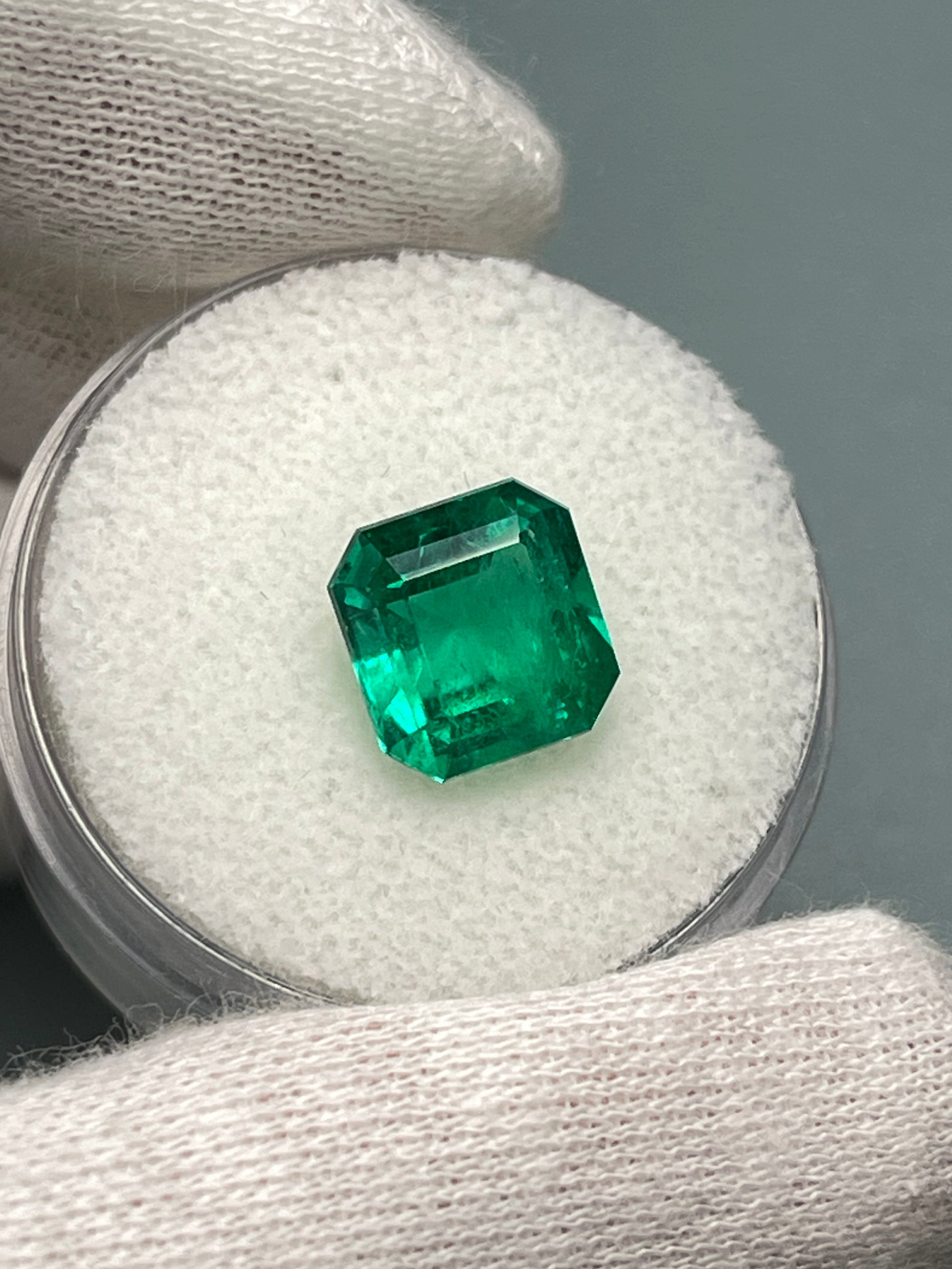 3.06 Carat AAA+ GIA Certified Muzo Green Natural Loose Colombian Emerald Asscher Cut - Perfect for Engagement Rings, Luxury Jewelry & Collector's Gemstones