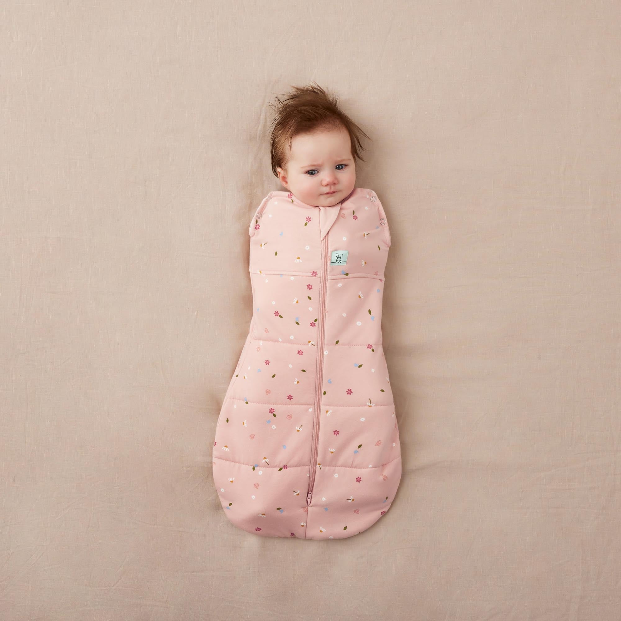 ErgoPouch Cocoon Zip Swaddle Bag 3.5 TOG - Daisies Print Baby Sleeping Sack for Newborns & Infants - Perfect for Nursery, Travel & Safe Sleep