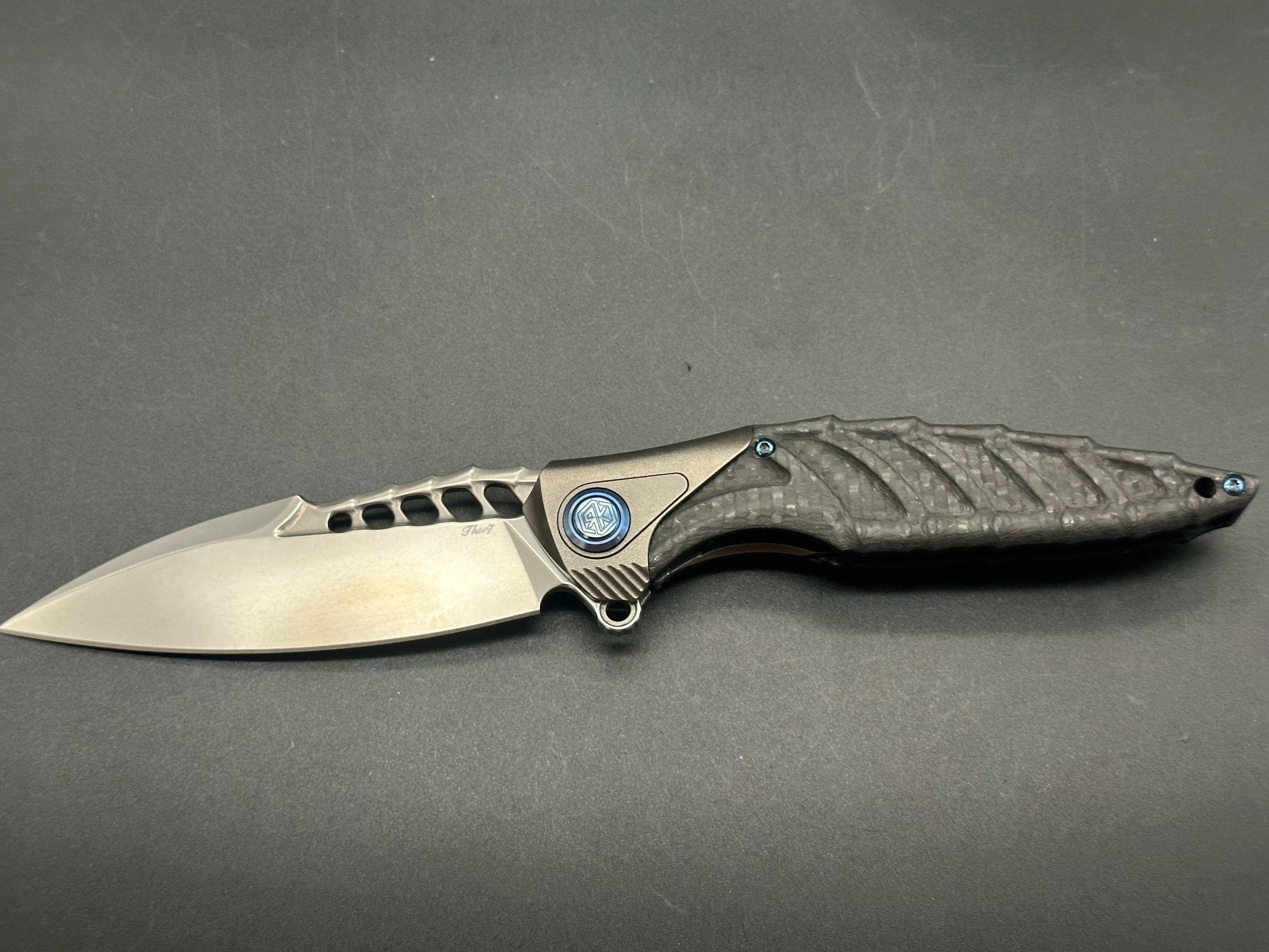 Rike Thor 7 B/CF Folding Knife - Premium M390 Steel Blade & Carbon Fiber Handle - EDC, Outdoor Survival, Camping, Hunting Gear