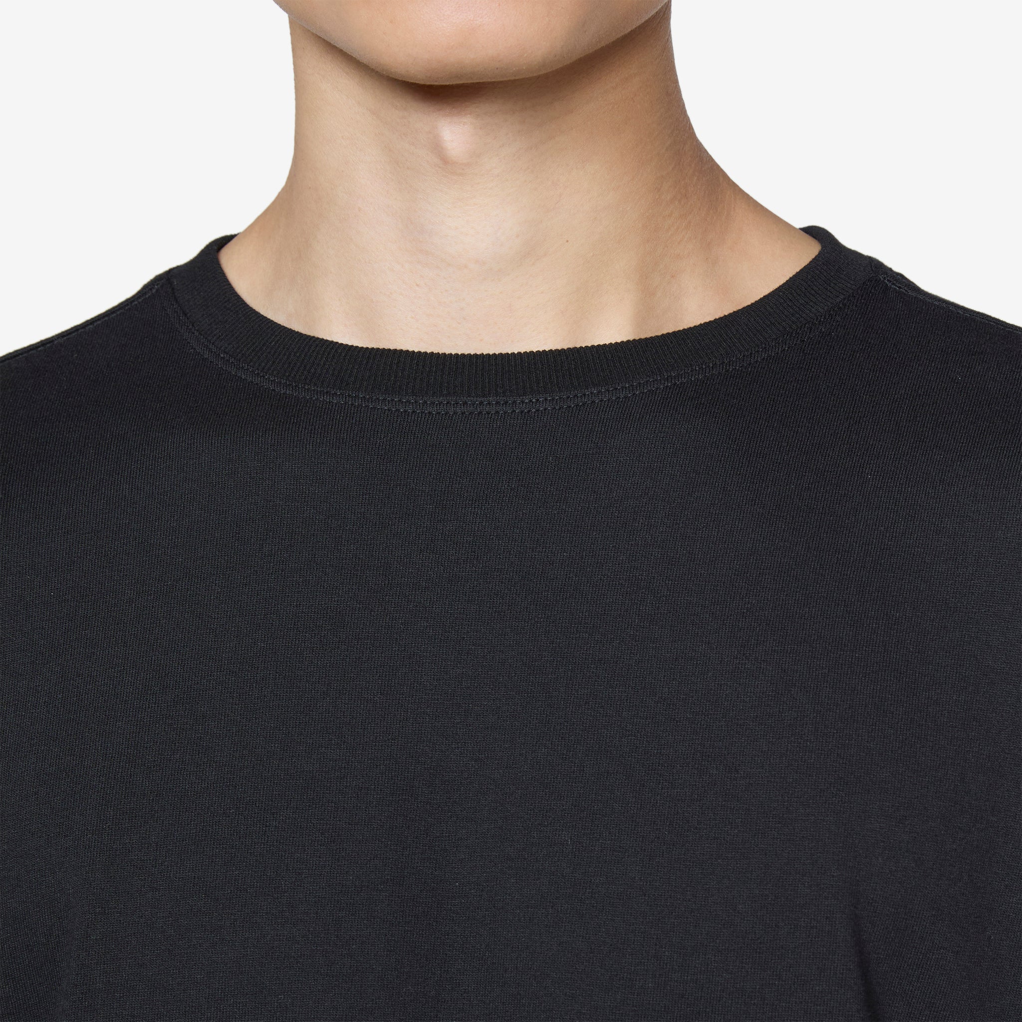 Ep.5 01 Black T-Shirt for Men - Casual Comfort Fit Cotton Tee for Everyday Wear, Street Style & Lounge
