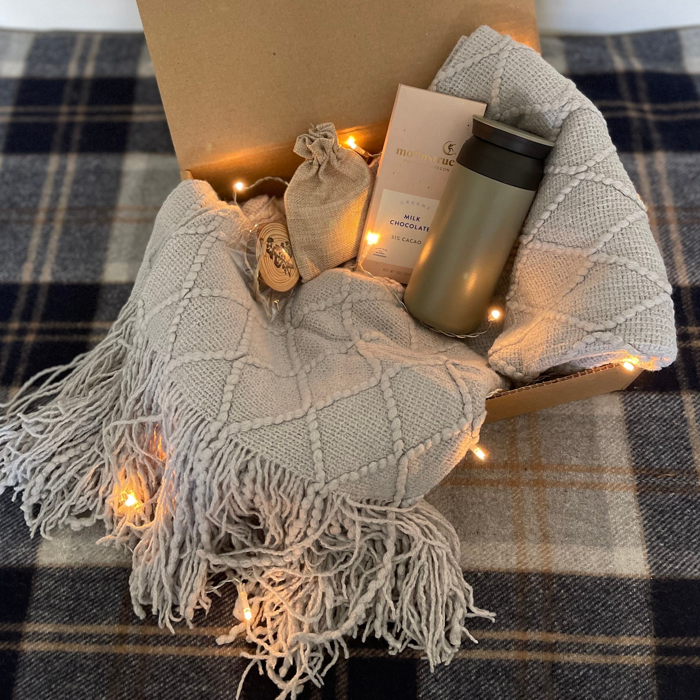 Cozy Blanket Gift Box - Soft & Warm Hug in a Box for Gifts, Holidays & Relaxation at Home