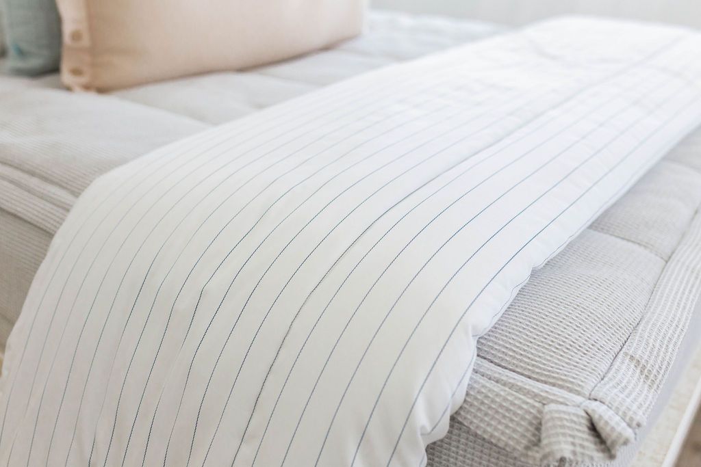 Harper Luxe Soft Plush Fleece Blanket - Ultra Cozy & Warm Throw for Bed, Couch, and Travel - Perfect for Winter, Gifts, and Home Decor