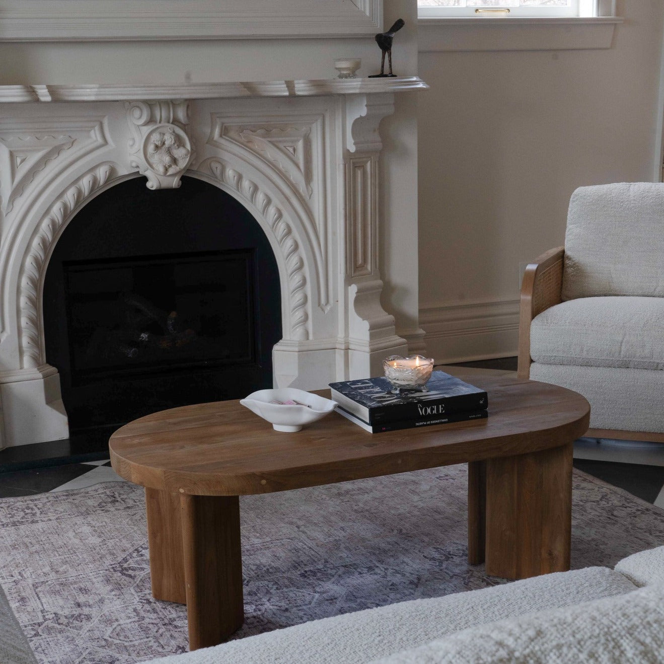 Modern Oval Coffee Table - Solid Wood Tremblant Design for Living Room, Lounge & Office - Stylish & Durable Home Decor Centerpiece