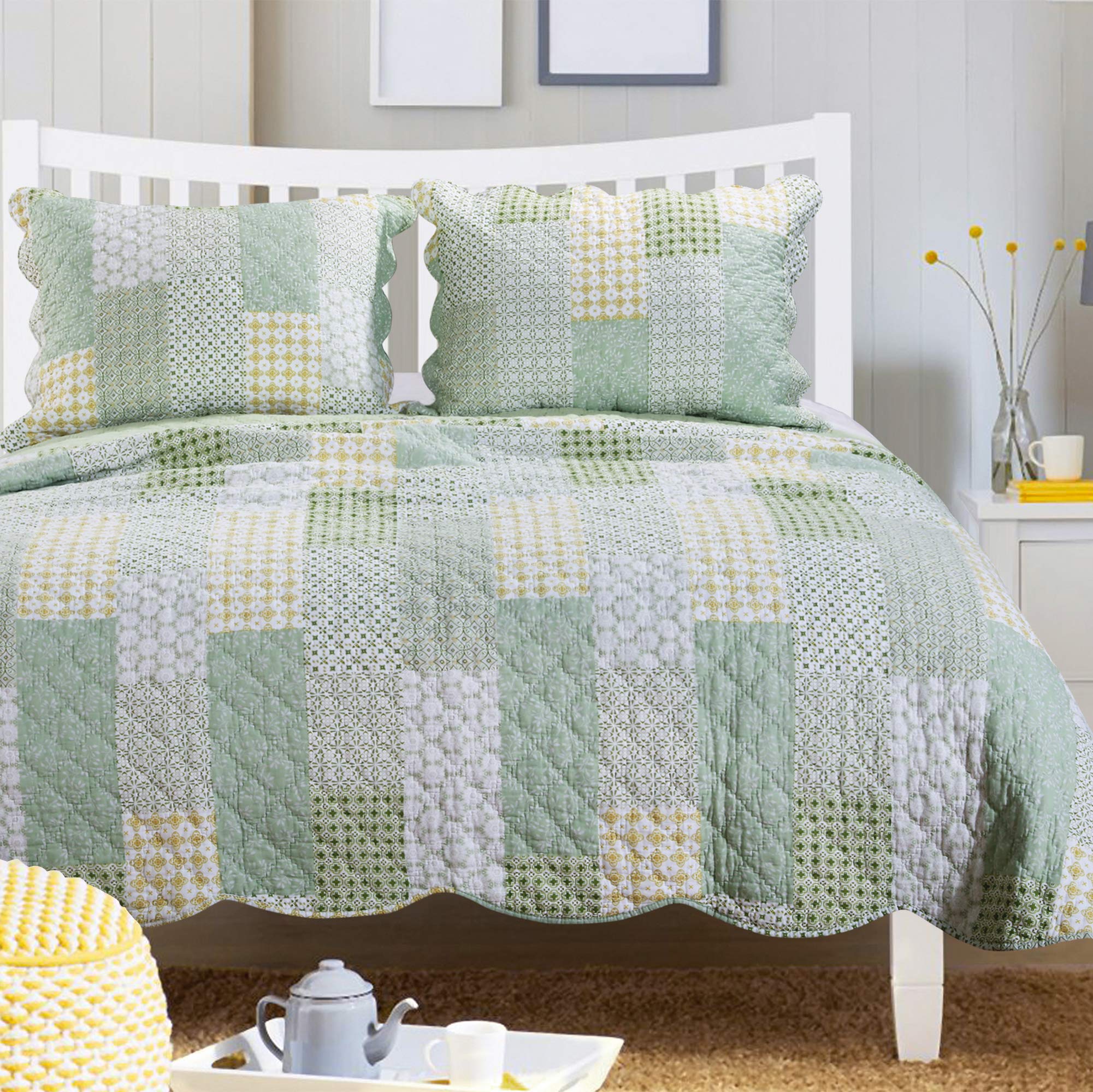 Barefoot Bungalow Juniper Quilt Set - Twin Size, Sage Green - Soft & Breathable Bedding for Cozy Bedrooms, Guest Rooms & Dorm Decor