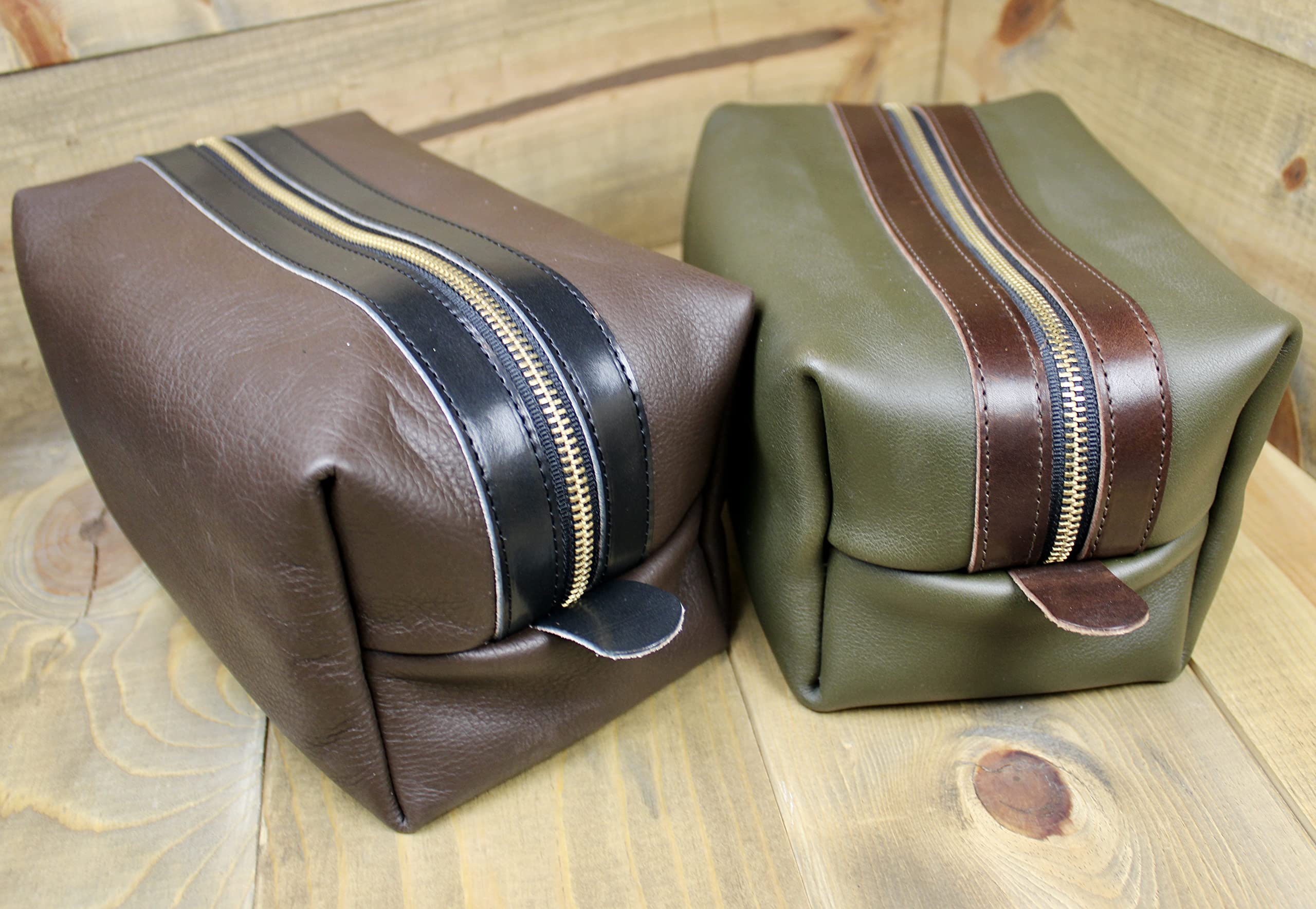Premium Personalized Leather Dopp Kit for Men & Women - Custom Engraved Travel Toiletry Bag & Shaving Kit - Ideal Groomsmen Gift, Business Travel & Luxury Vacation Essentials