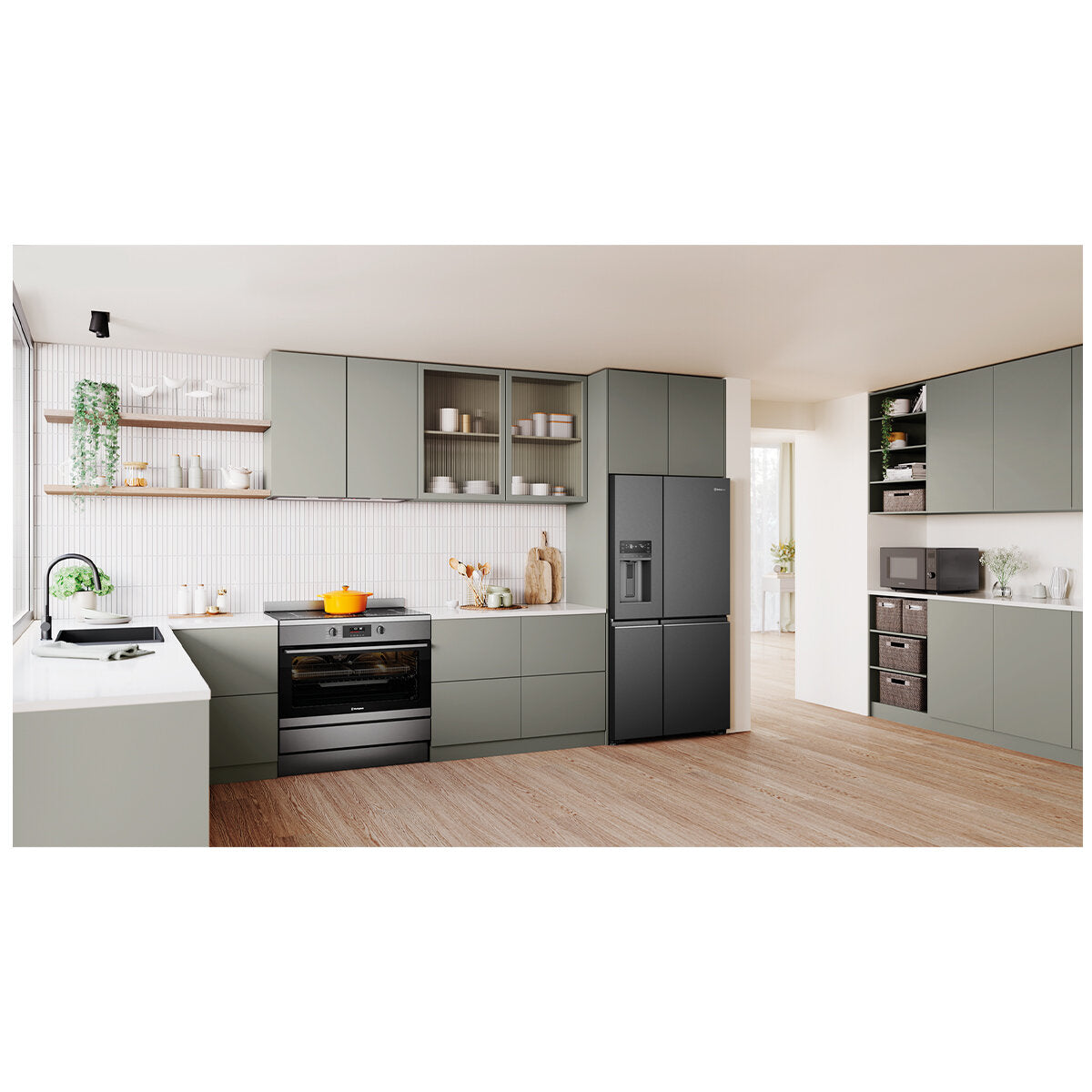 Westinghouse 609L Quad Door Refrigerator with Ice and Water Dispenser - Matte Black WQE6170BB - Perfect for Large Families, Entertaining & Modern Kitchens