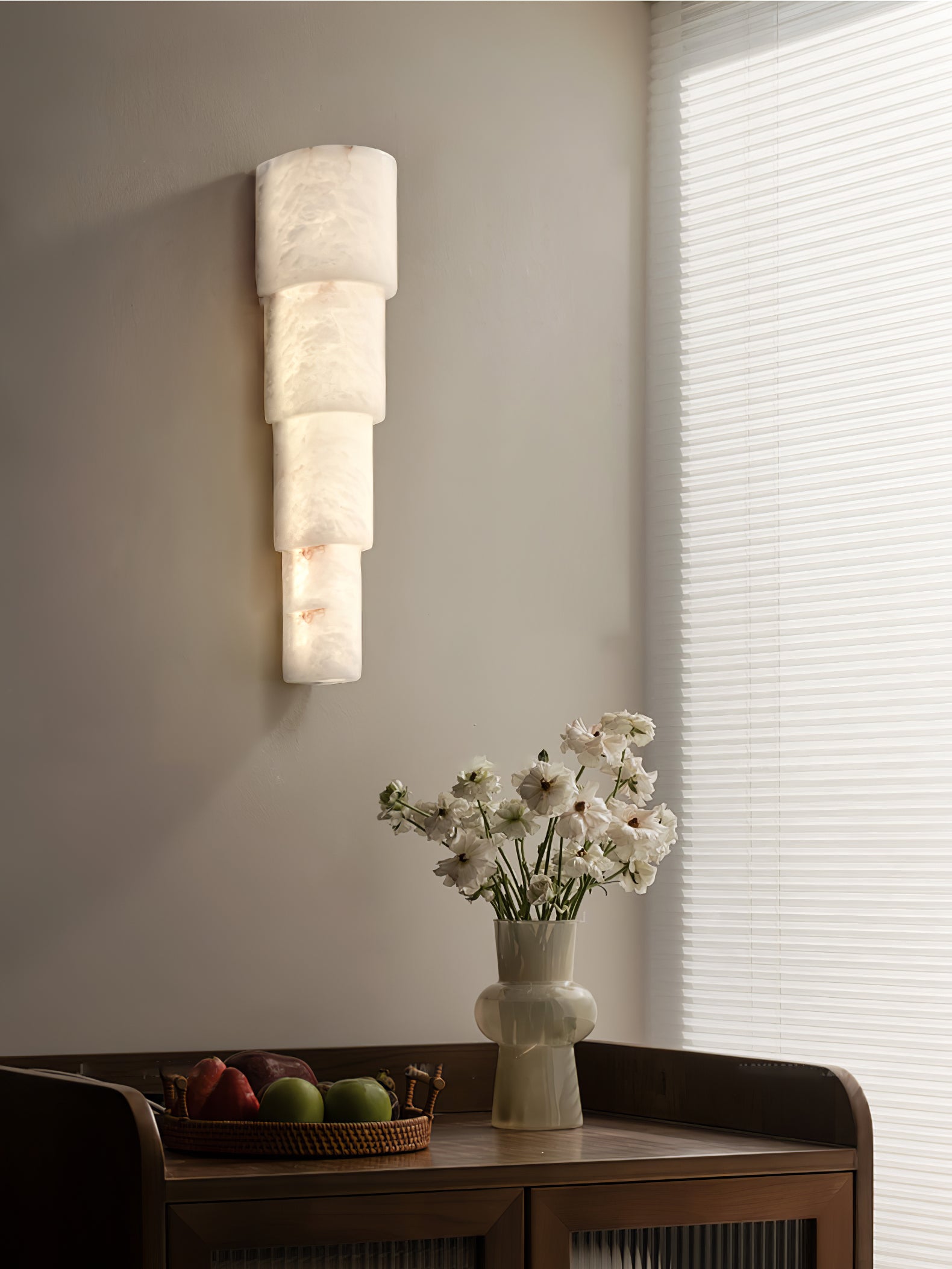 Alba Cascade Alabaster Wall Sconce - Elegant Handcrafted Light Fixture for Living Room, Bedroom & Hallway - Vintage Style Plug-in Wall Lamp with Natural Stone Shade (Indoor Use)