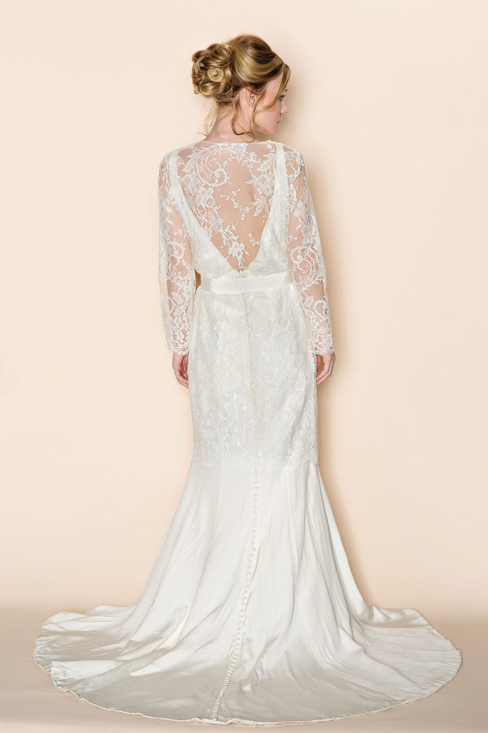 Elegant Catherine French Lace Bridal Robe - Style 216 | Wedding Morning Gown for Bride, Bridesmaids & Photoshoots | Perfect for Getting Ready, Honeymoon & Special Occasions