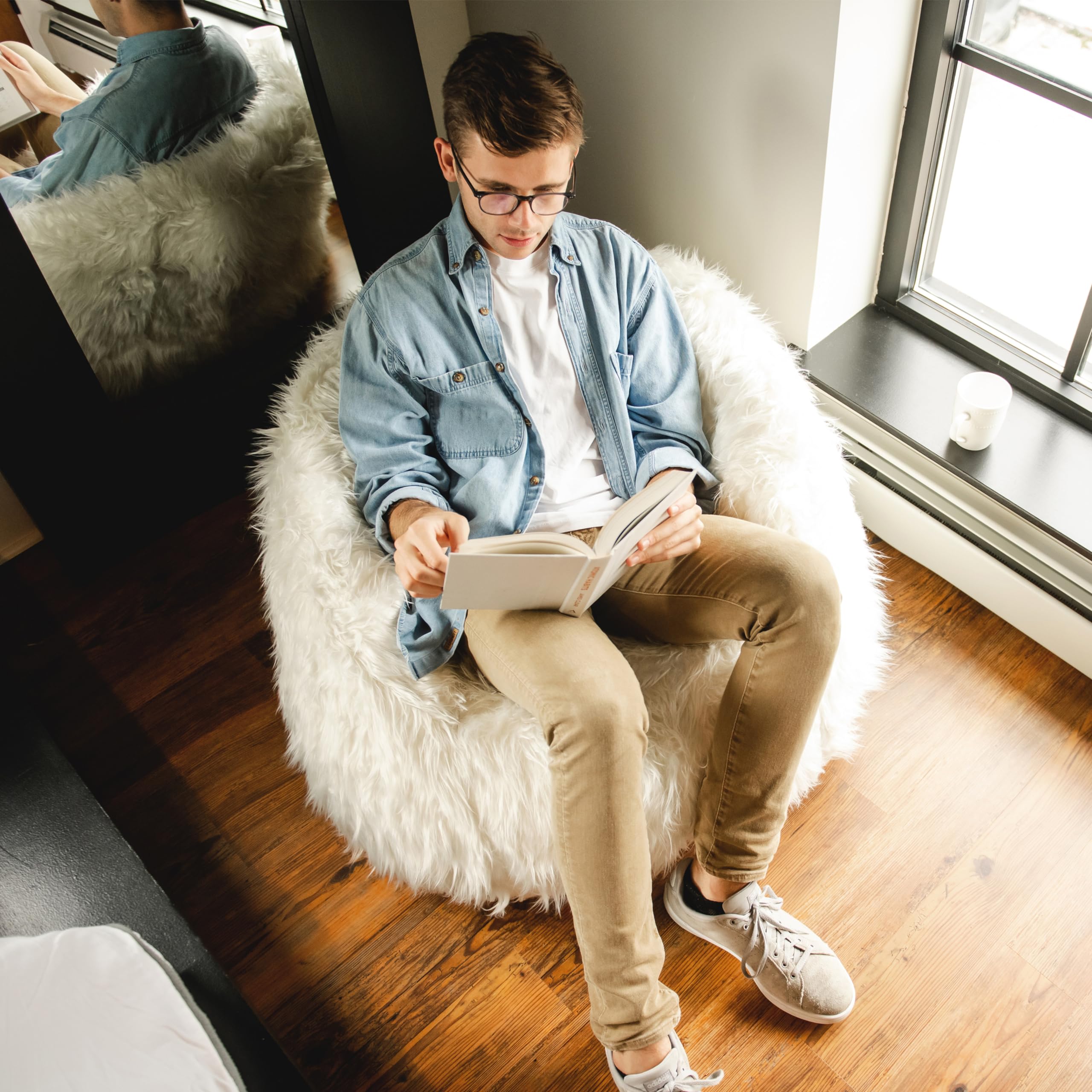 Big Joe Milano Bean Bag Chair - 2.5 Feet Ivory Shag Faux Fur, Ultra Soft & Comfortable Lounge Chair for Living Room, Bedroom, Dorm or Game Room - Perfect for Relaxing, Reading & Gaming