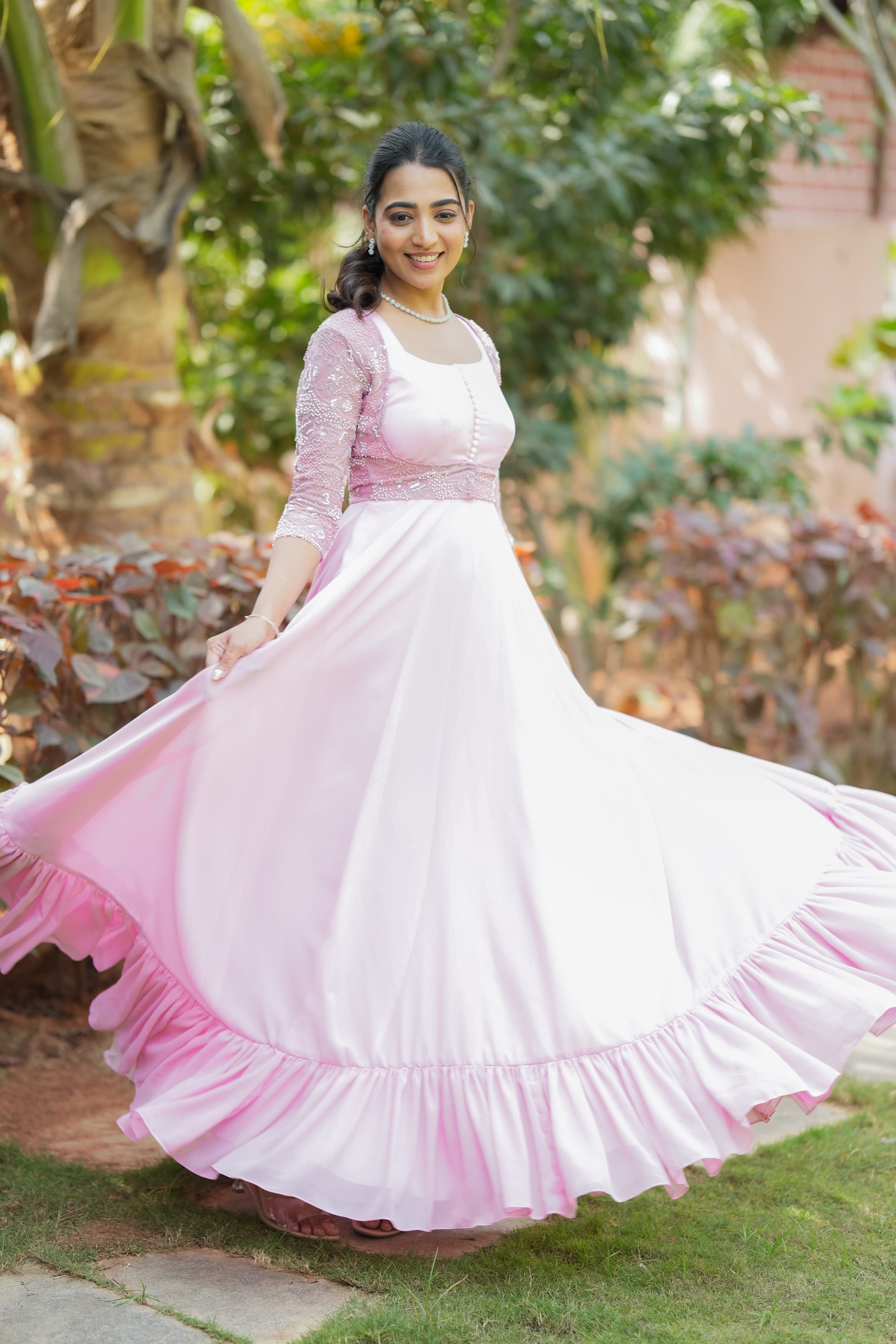 Lilly Simple and Elegant Women's Evening Gown - DD640 Formal Dress for Prom, Wedding, and Special Occasions