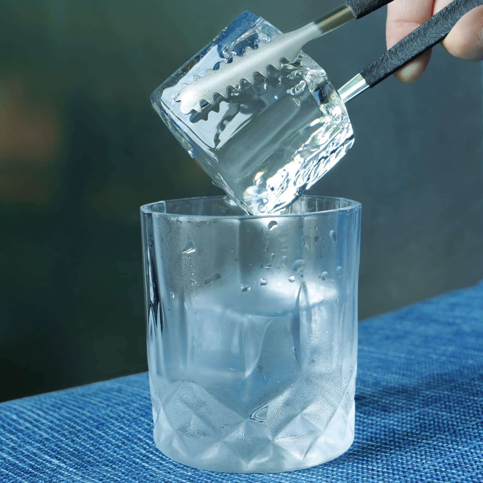 SMART&COOL Clear Ice Cube Mold - 2 Square Ice Cube Trays for Refrigerators | Perfect for Cocktails, Whiskey & Iced Drinks