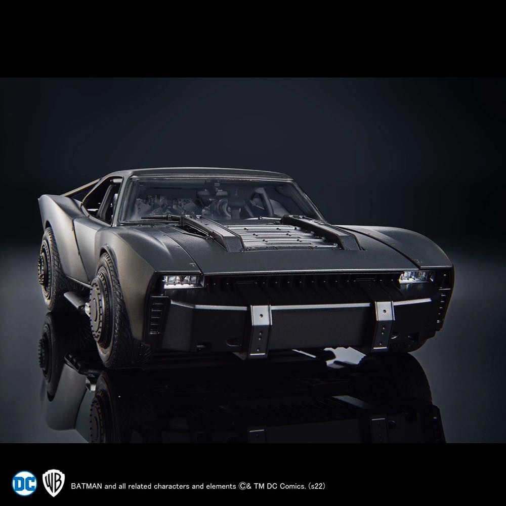 Bandai 1/35 The Batman 2022 Batmobile Model Kit [The Batman Version] - Collectible Movie Car Model for Display & Gifts