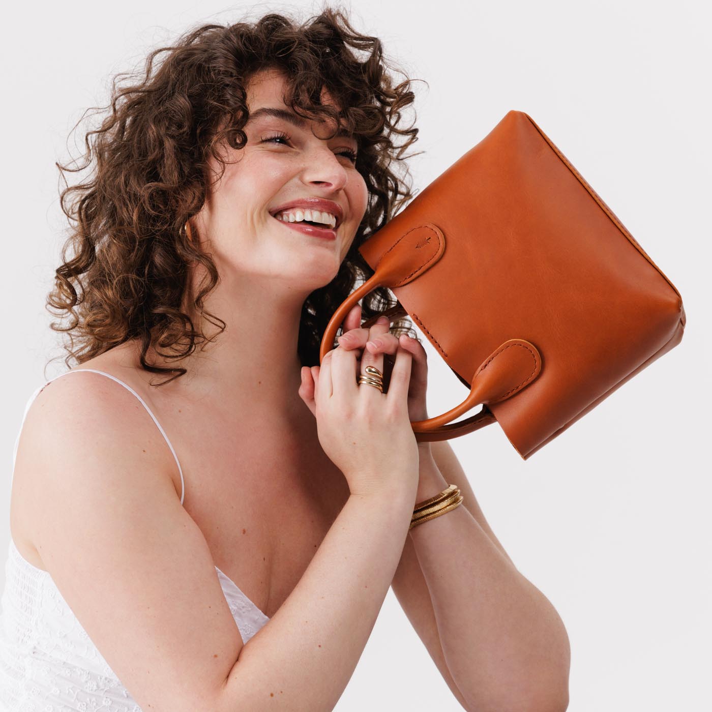 Stylish Raindrop Crossbody Bag for Women - Waterproof & Lightweight - Perfect for Travel, Shopping & Everyday Use