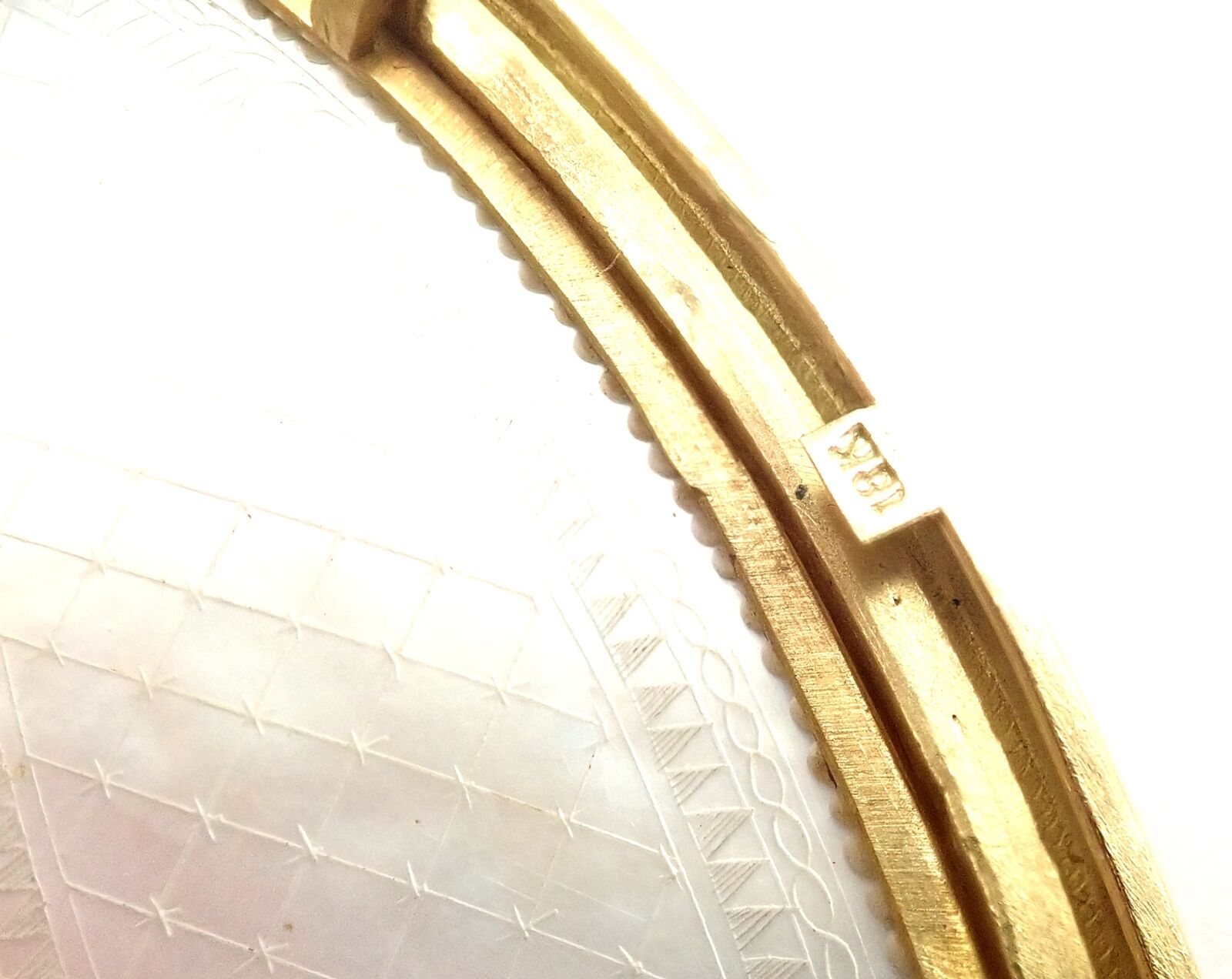 Authentic Elizabeth Locke 18k Yellow Gold Pearl Mother of Pearl Brooch Pin - Elegant Jewelry for Women, Perfect for Weddings, Parties & Special Occasions