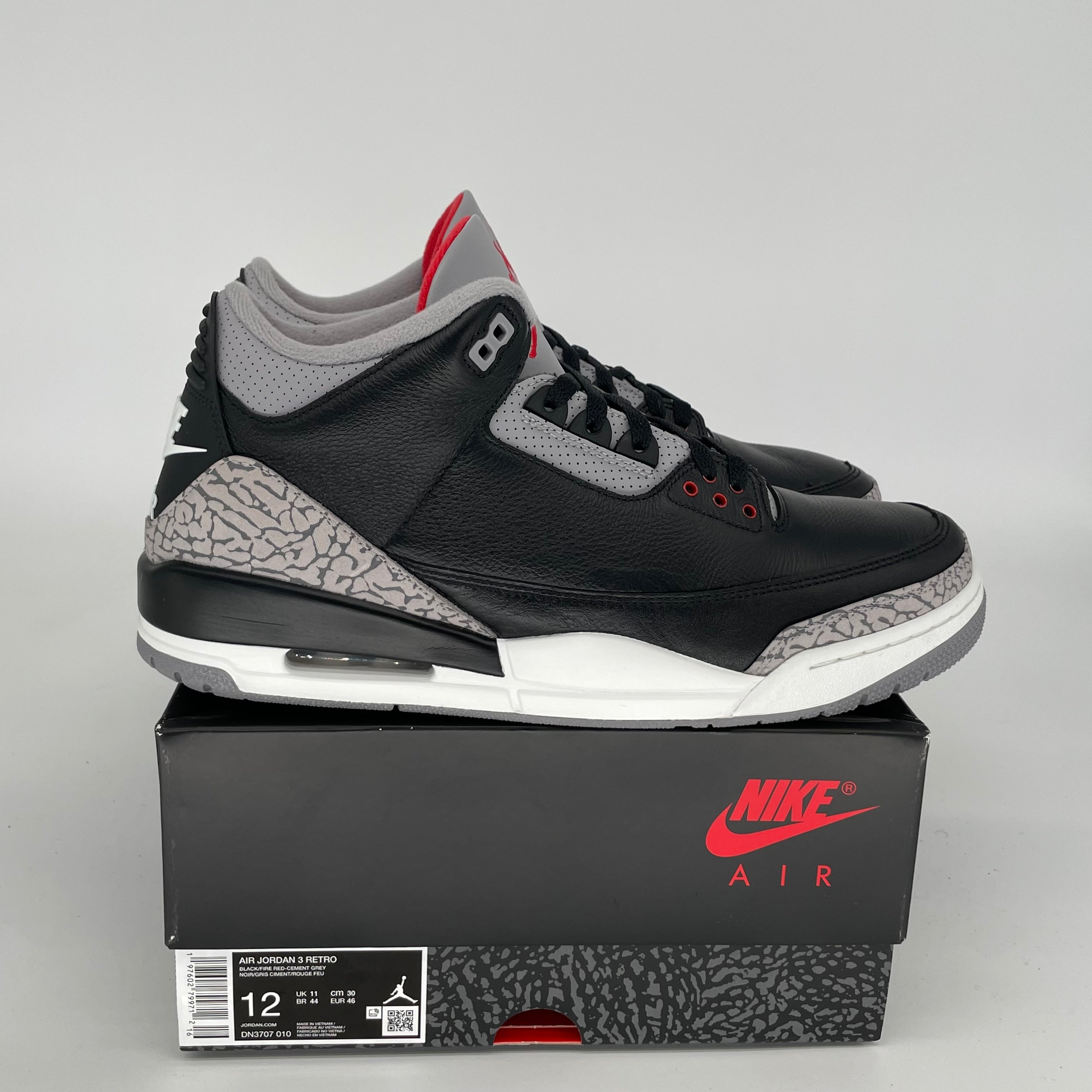 Original Air Jordan 3 Retro 'Black Cement' Men's Basketball Shoes Size 12 (DN3707-010) - Classic Sneakers for Streetwear & Casual Outfits