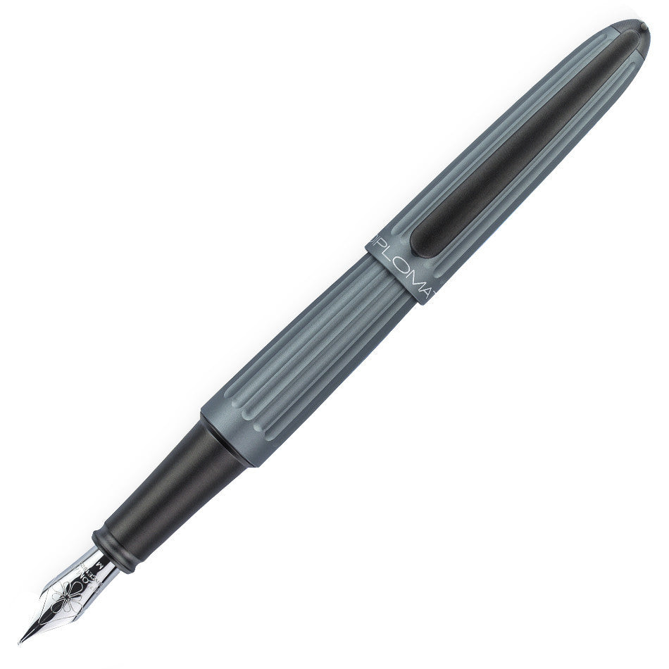 Premium Diplomat Aero Fountain Pen - Sleek Grey Design for Smooth Writing | Perfect for Business Signatures, Journaling & Gift Giving