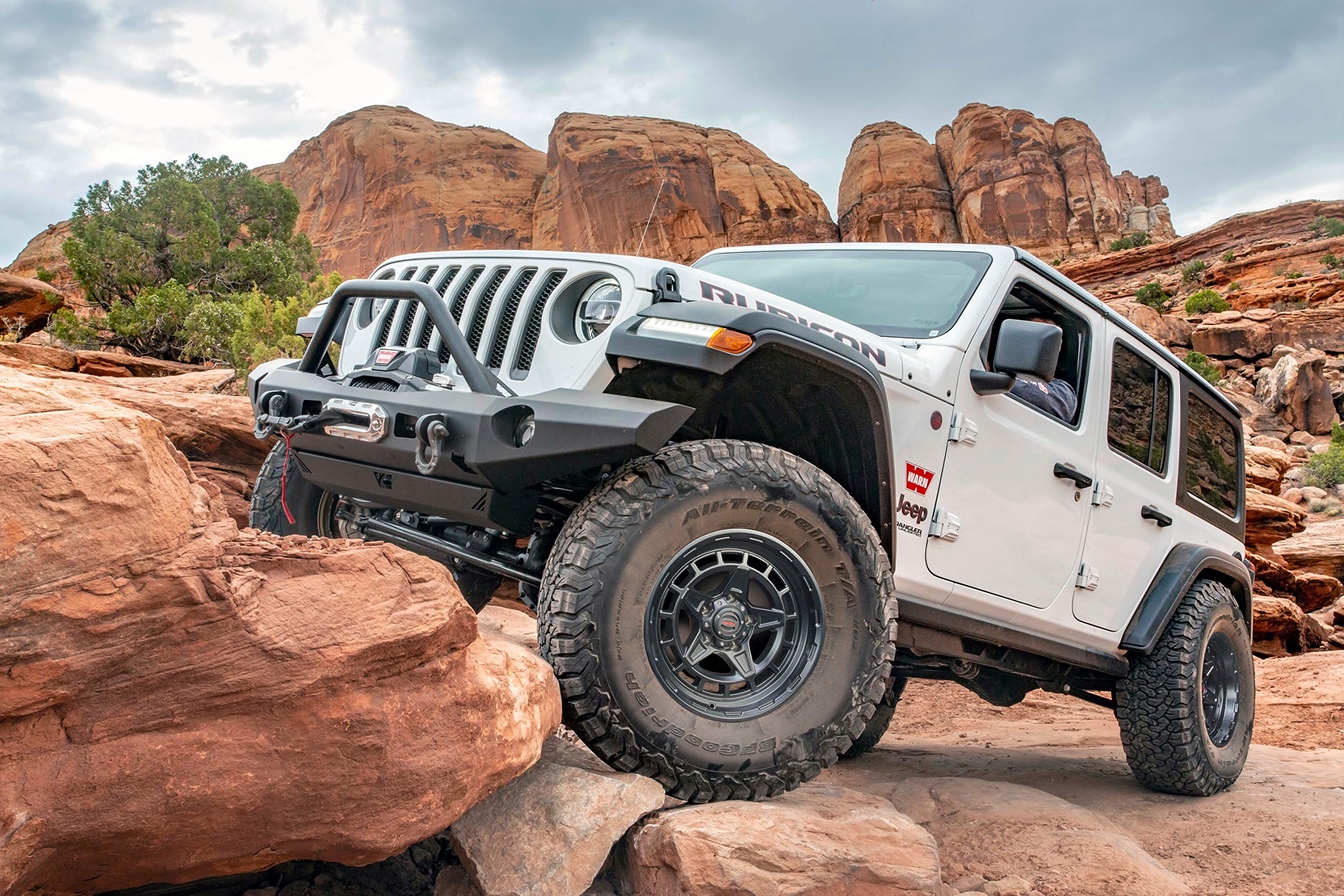 WARN 106687 Epic Wheels - Black Diamond Cutter Rims for Jeep Wrangler JL, JK & Gladiator JT | Off-Road Adventure & Daily Driving