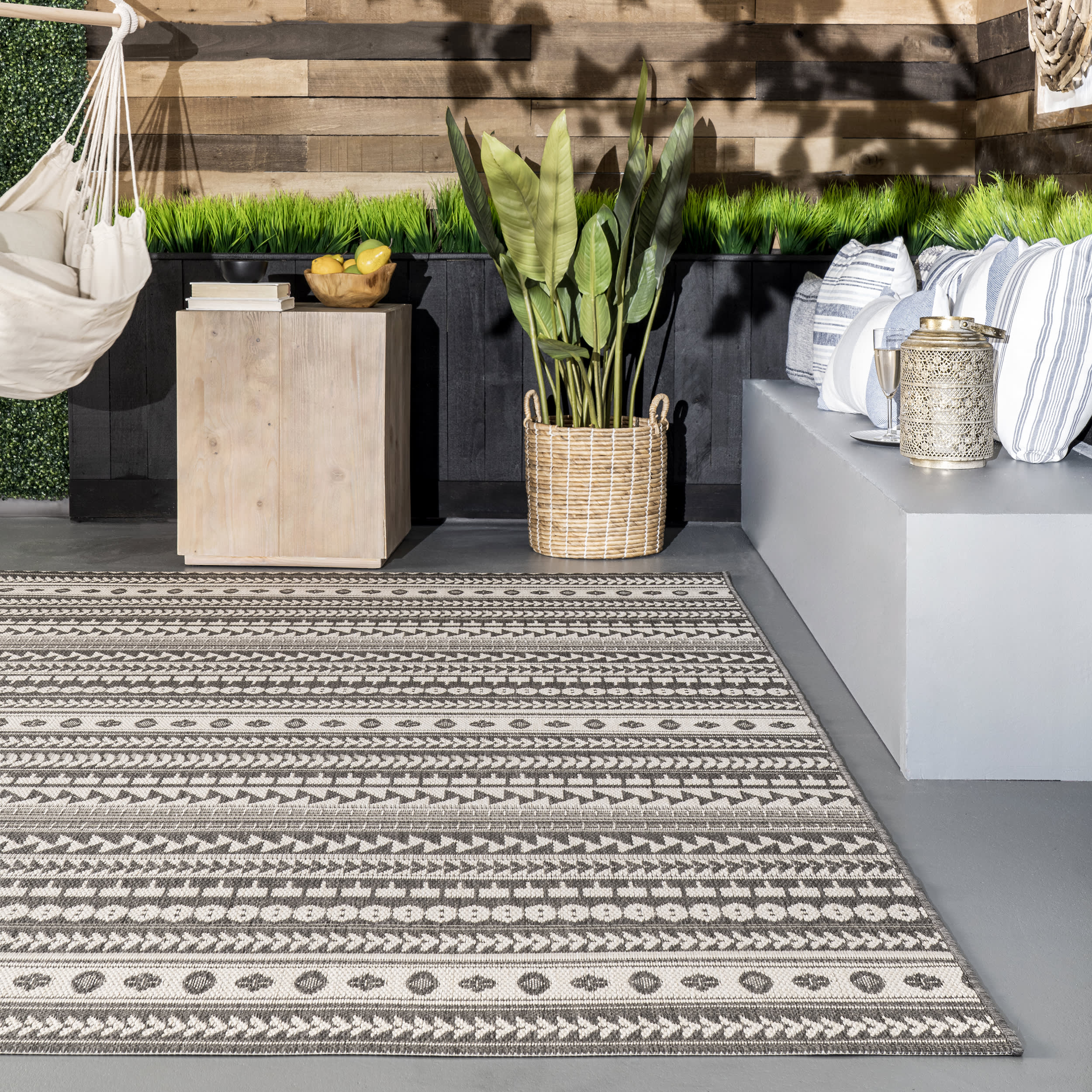 Aztec Bands Indoor/Outdoor Area Rug - Soft Grey Bohemian Design for Living Room, Bedroom, Patio & Deck Decor