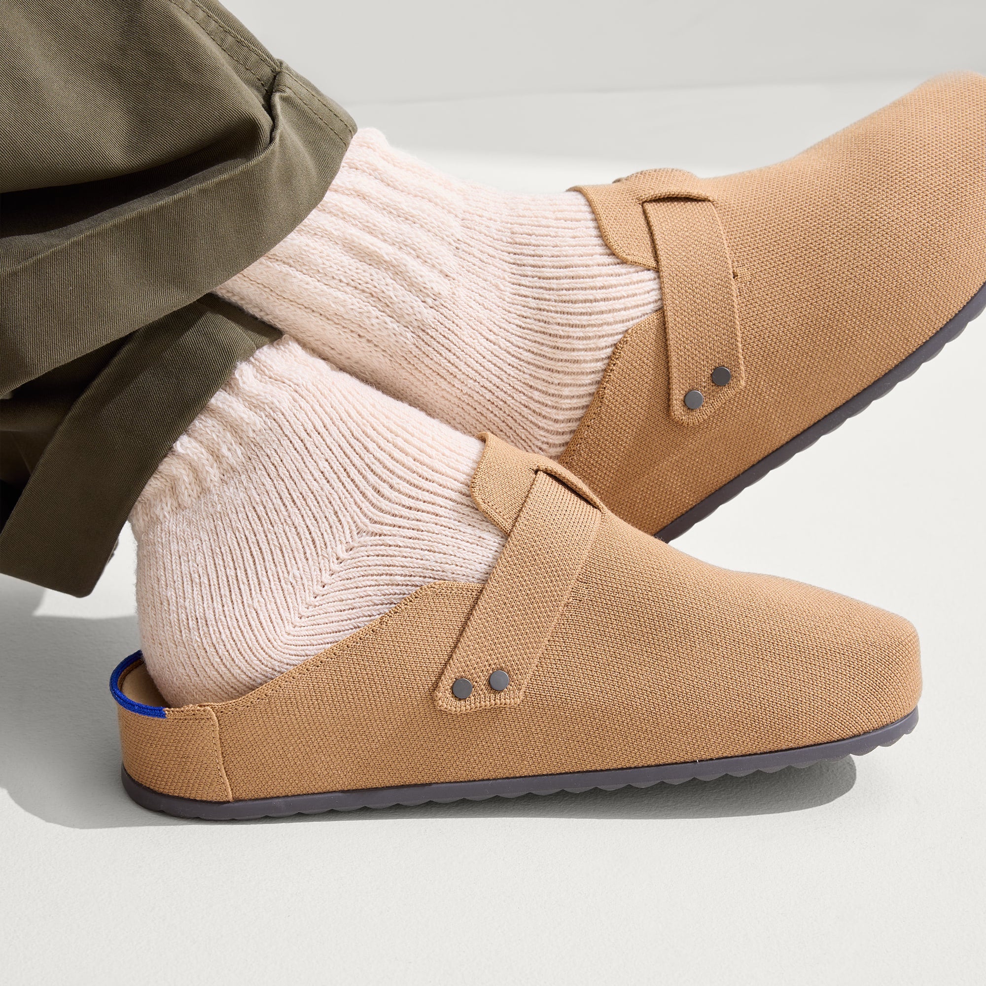 Men's Comfortable Butternut Clogs - Slip-Resistant Garden & House Shoes for Indoor/Outdoor Wear