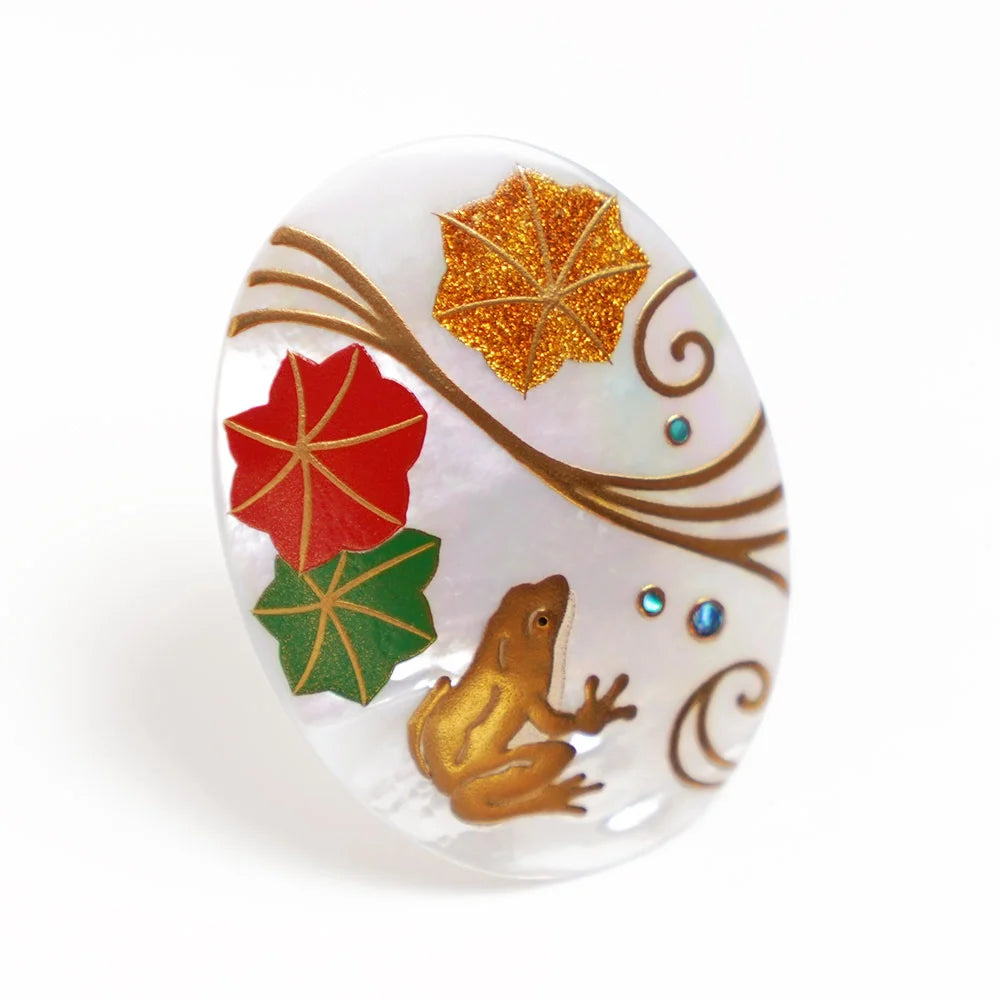 Handcrafted Maki-e Urushi Lacquer Brooch with White South Sea Pearl Shell - Japanese Frog & Maple Design - Traditional Artisan Jewelry for Women - Perfect for Weddings, Tea Ceremonies & Special Occasions