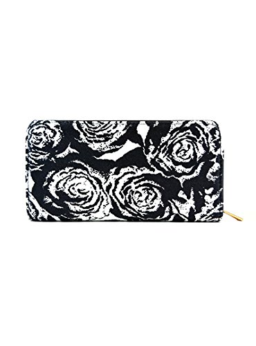 Black/ White Roses