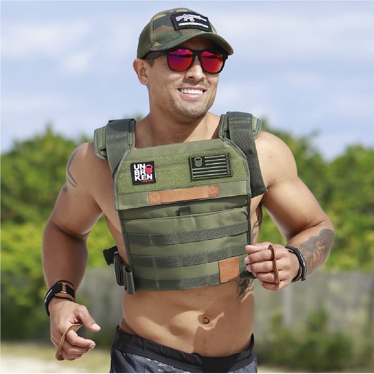 Adjustable Weighted Vest with Sand Plates for Strength Training - CrossFit, Running & Endurance Workouts - Men & Women Fitness Gear - Includes 2 Patches - Perfect for Home Gym, Outdoor Training & Weight Loss