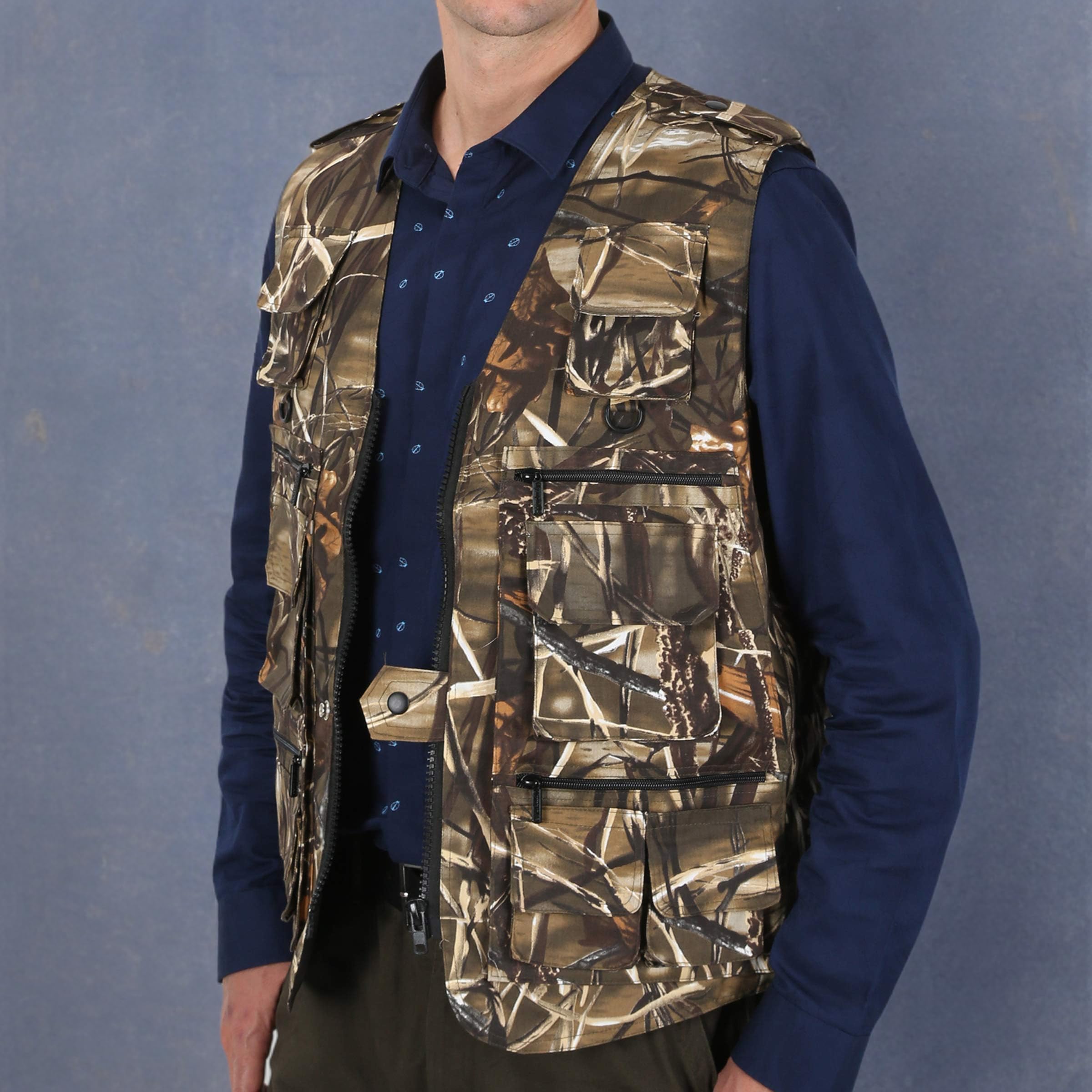 Men's Multi-Pocket Outdoor Vest for Travel, Hunting, Photography & Fishing - Lightweight Tactical Gear for Adventure Enthusiasts (Perfect for Hiking, Camping & Wildlife Exploration)
