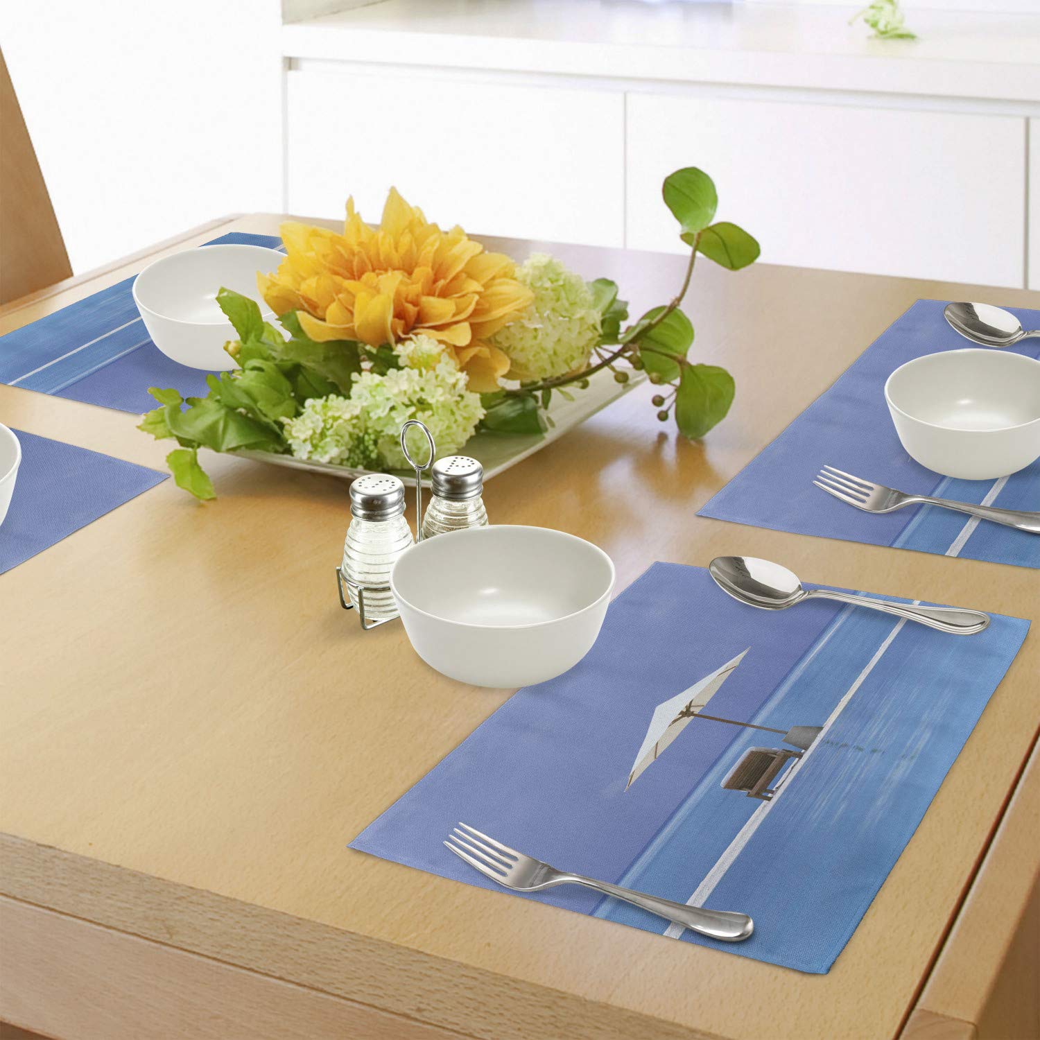 Ambesonne 4-Piece Seaside Placemats Set - Ocean Seascape with Beach Chairs & Umbrella Design - Washable Fabric Table Mats for Dining Room & Kitchen Decor in Blue & Beige - Perfect for Beach-Themed Parties, Summer Dining, and Coastal Home Decor