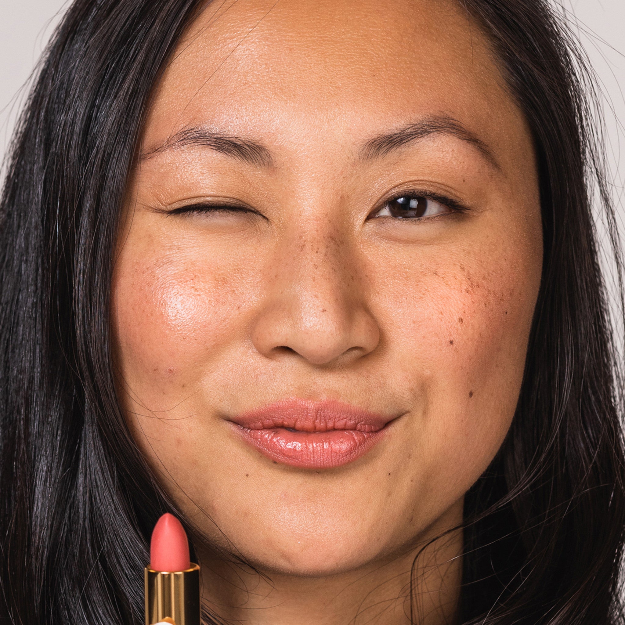 Full Bloom Sculpted Lipstick - Long Lasting Matte Lipstick with Hydrating Formula, Vegan & Cruelty-Free - Perfect for Everyday Wear, Date Night, and Special Occasions