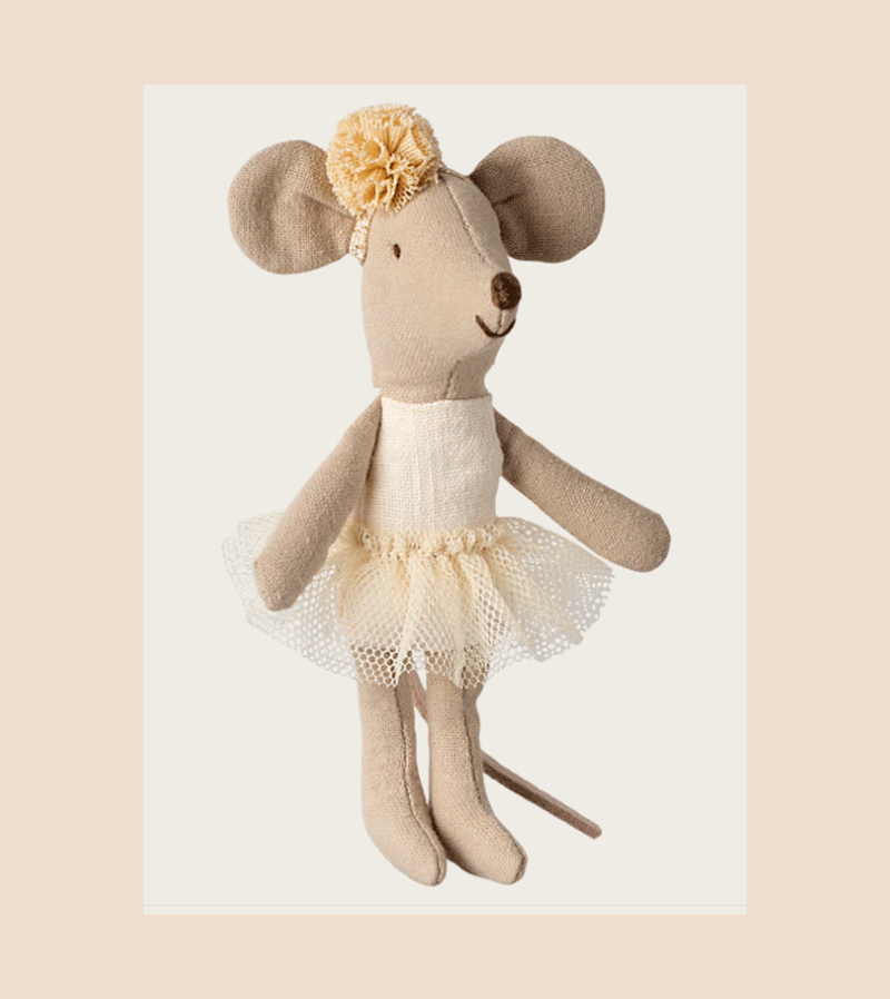 Maileg Little Sister Off White Ballerina Mouse - Adorable Collectible Doll for Kids | Perfect for Playtime, Nursery Decor & Gift Giving