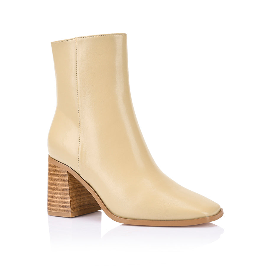 Liliah Women's Ankle Boots - Comfortable Beige Leather Chelsea Boots for Fall & Winter | Casual, Office & Date Night Outfits