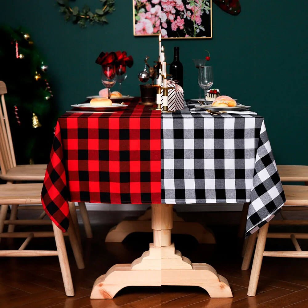 Festive Holiday Plaid Tablecloth - Christmas & Thanksgiving Dining Decor - Perfect for Parties, Family Gatherings & Seasonal Home Decor