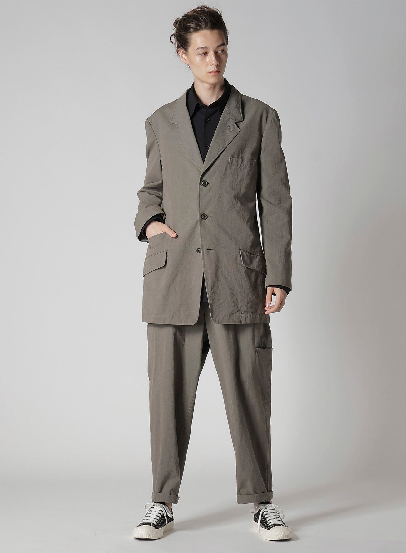 Premium Cotton Poplin Jacket with Front Edge Stitching - Lightweight & Stylish Outerwear for Spring & Fall Fashion