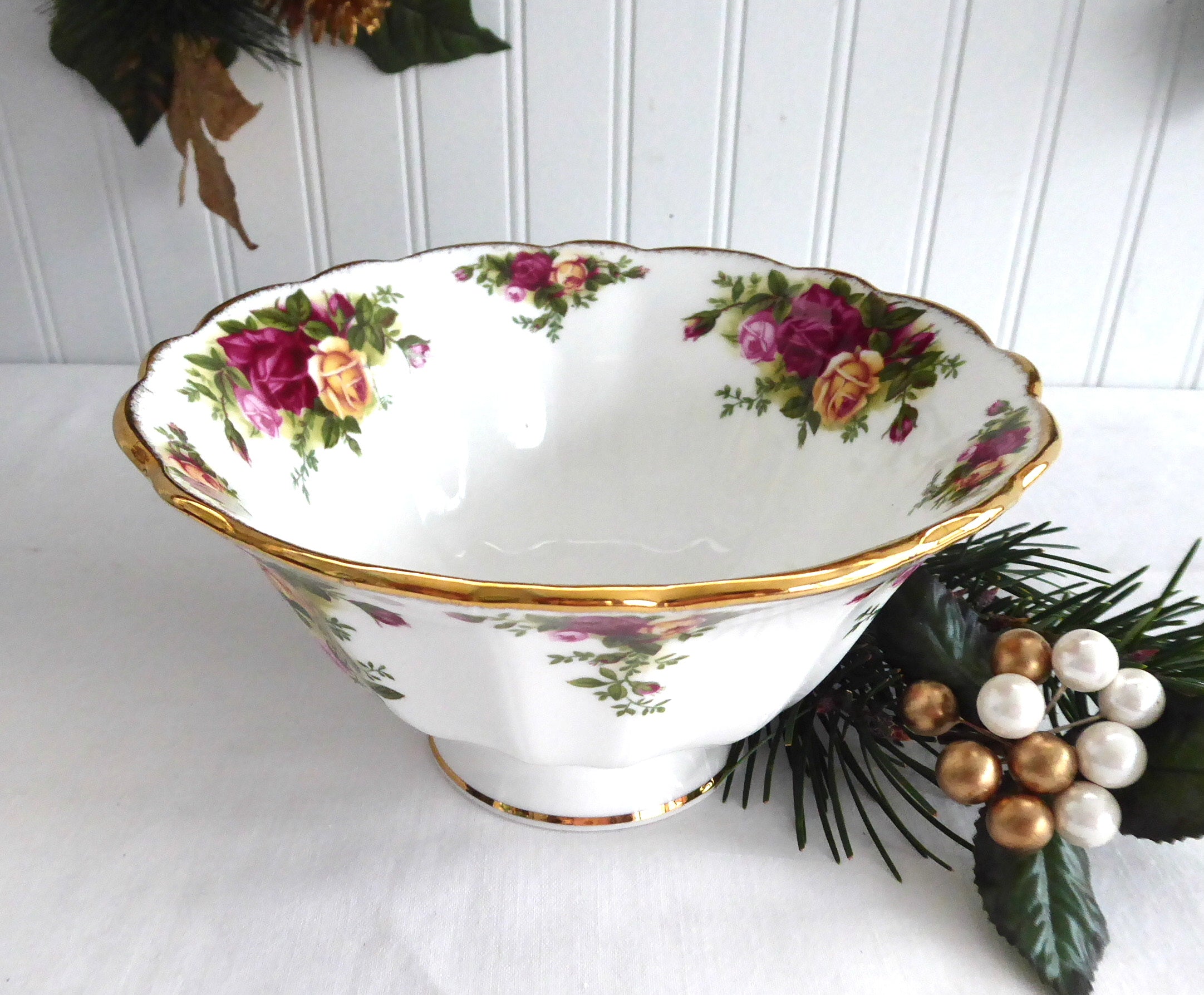 Royal Albert Old Country Roses Footed Pedestal Bowl - 6.75 Inch Vintage Porcelain Serving Dish (1990s Collection) | Perfect for Tea Parties, Dessert Display & Home Decor