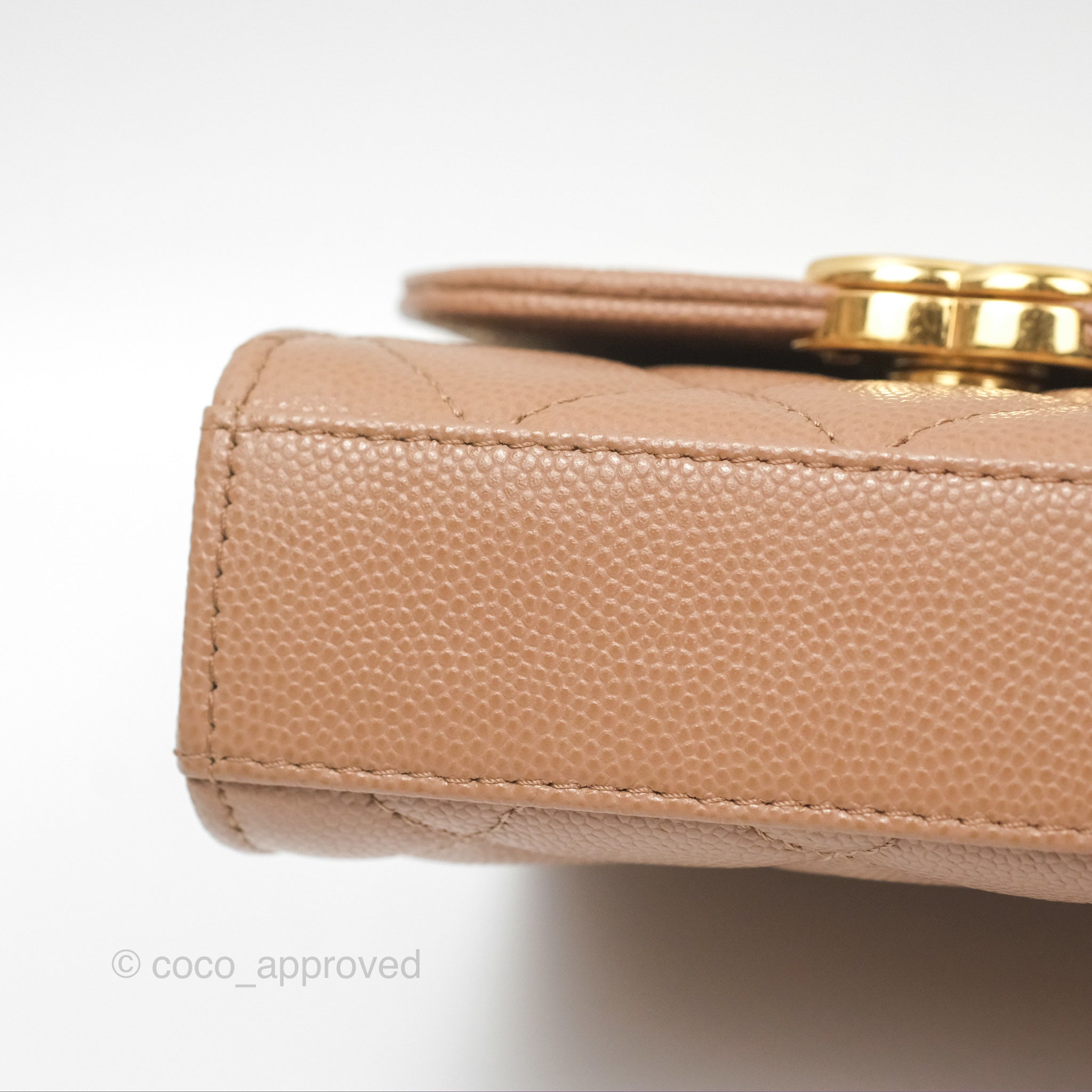Chanel CC Chain Clutch Bag in Beige Caviar Leather with Gold Hardware - Perfect for Evening Parties & Luxury Events