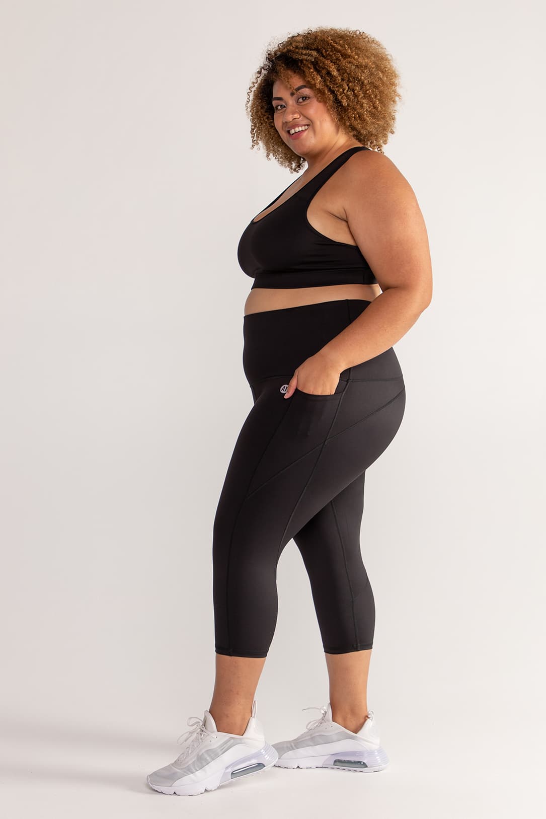 Training Pocket Move 3/4 Length Leggings for Women - Black | High Waist Workout Yoga Pants with Side Pockets | Perfect for Gym, Running & Lounge Wear