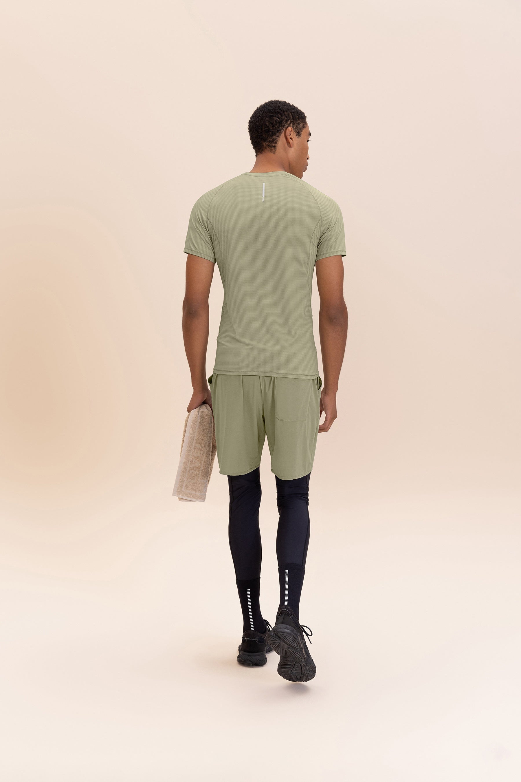 Fit Curve Air Move® Performance T-Shirt for Men & Women - Moisture Wicking, Breathable Activewear for Gym, Running & Outdoor Sports