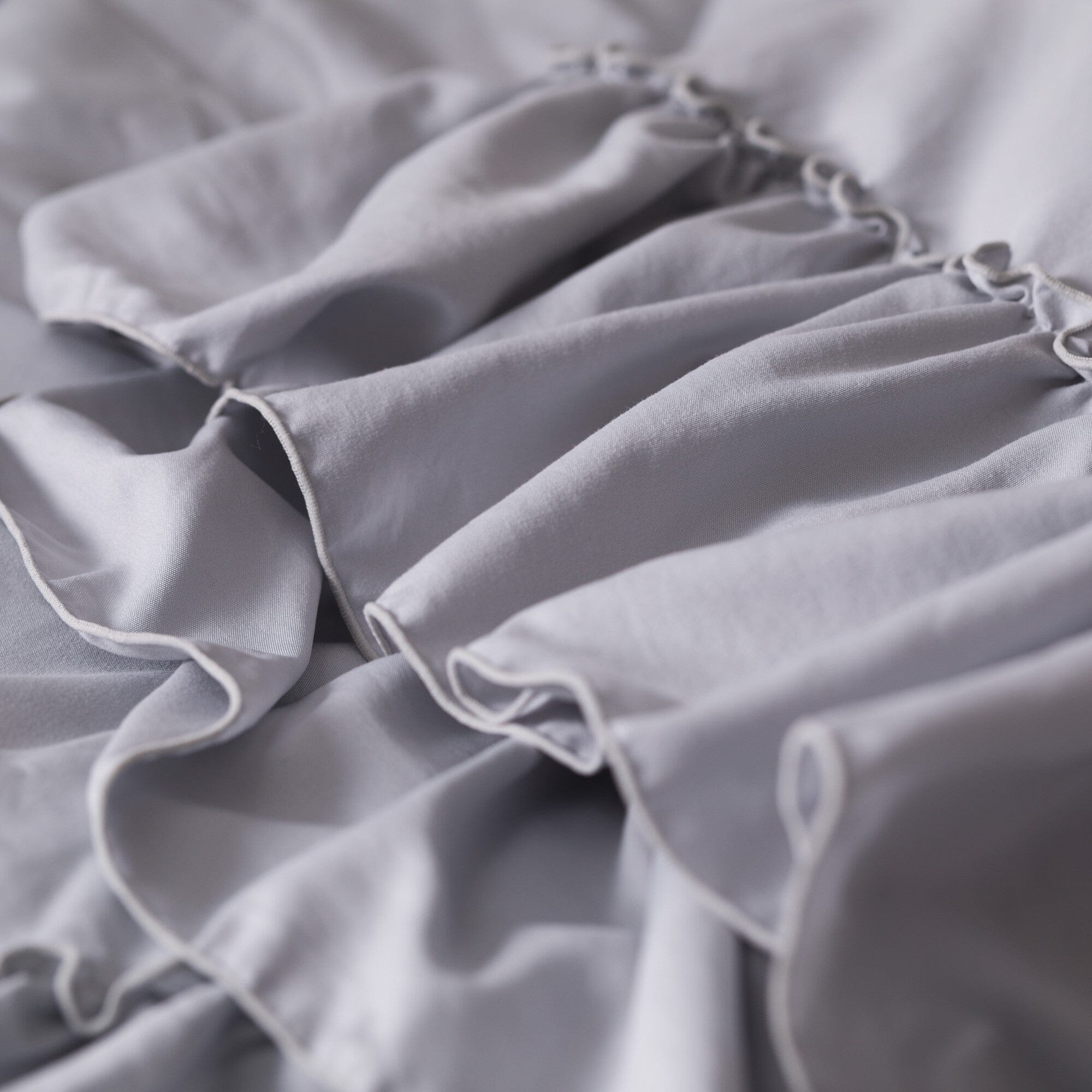 Fuwaro Cooling Quilt - Single Size Grey Frilled Bedspread for Summer | Lightweight Breathable Comforter for Hot Sleepers - Perfect for Bedroom, Guest Room & Dormitory