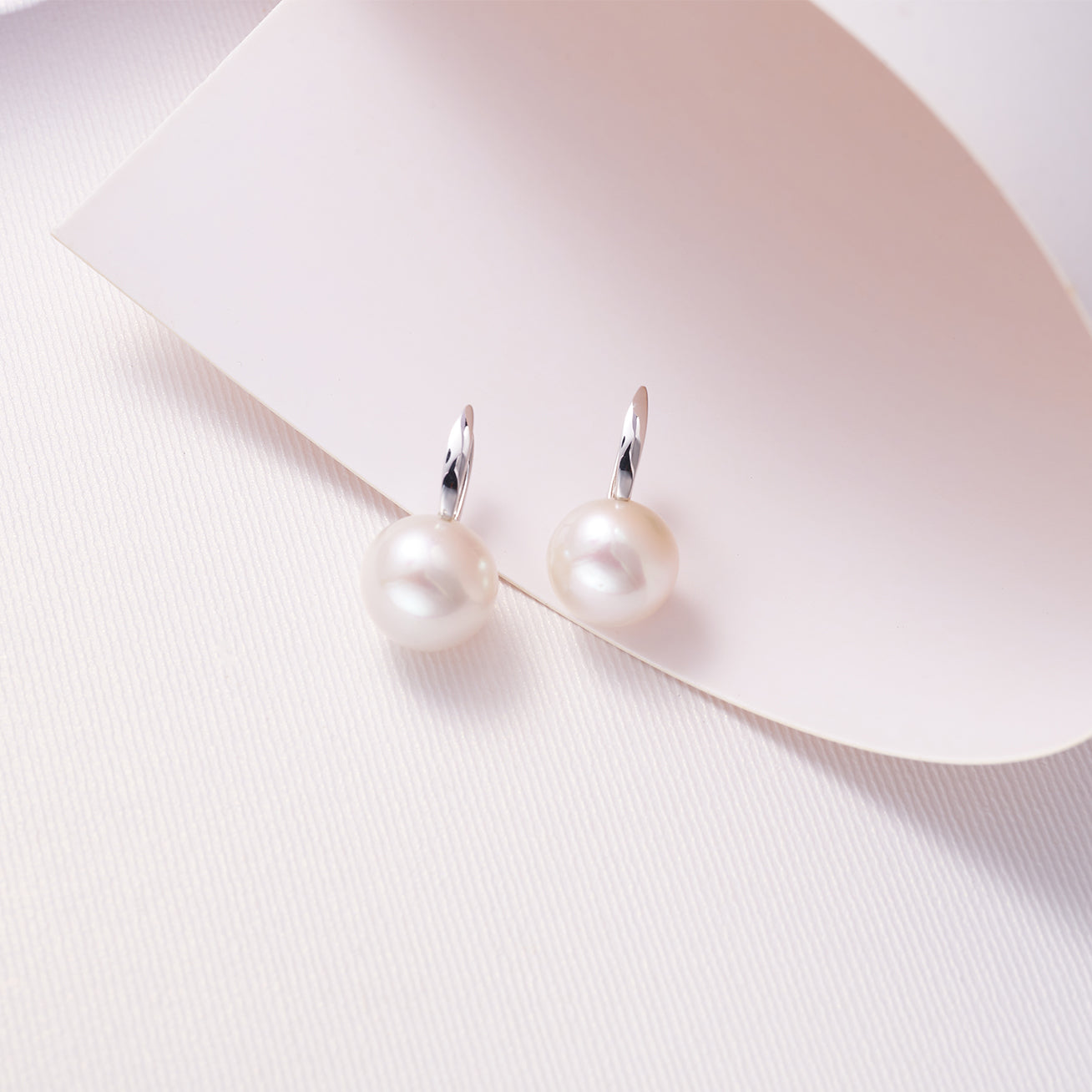 18K Solid Gold Edison Pearl Earrings for Women - Classic Stud Earrings for Daily Wear, Gift Giving & Special Occasions - KE00188