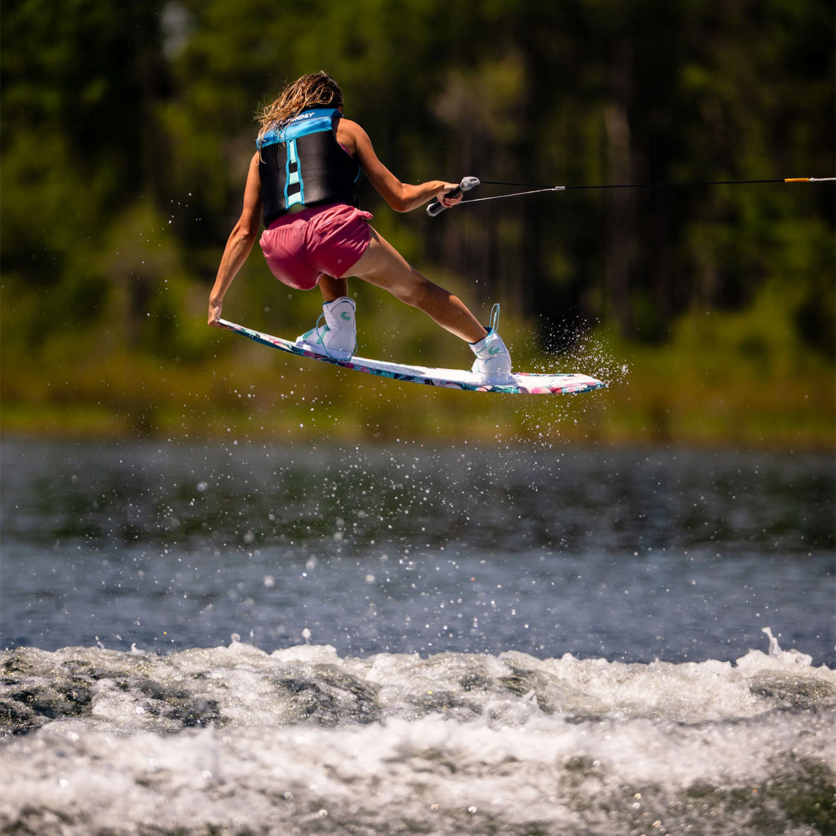 Connelly Women's Lotus Wakeboard with Karma Bindings - Perfect for Women's Wakeboarding, Water Sports & Lake Adventures