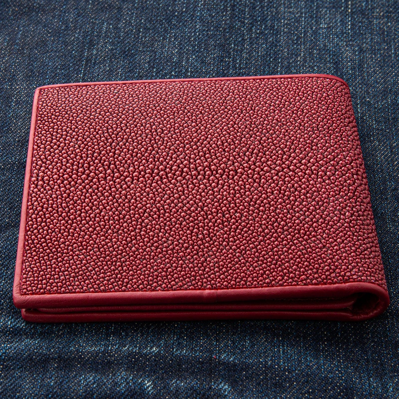 Genuine Stingray Leather Wallet for Men - Red Burgundy Luxury Slim Bifold RFID Blocking - Perfect for Business, Travel & Everyday Use